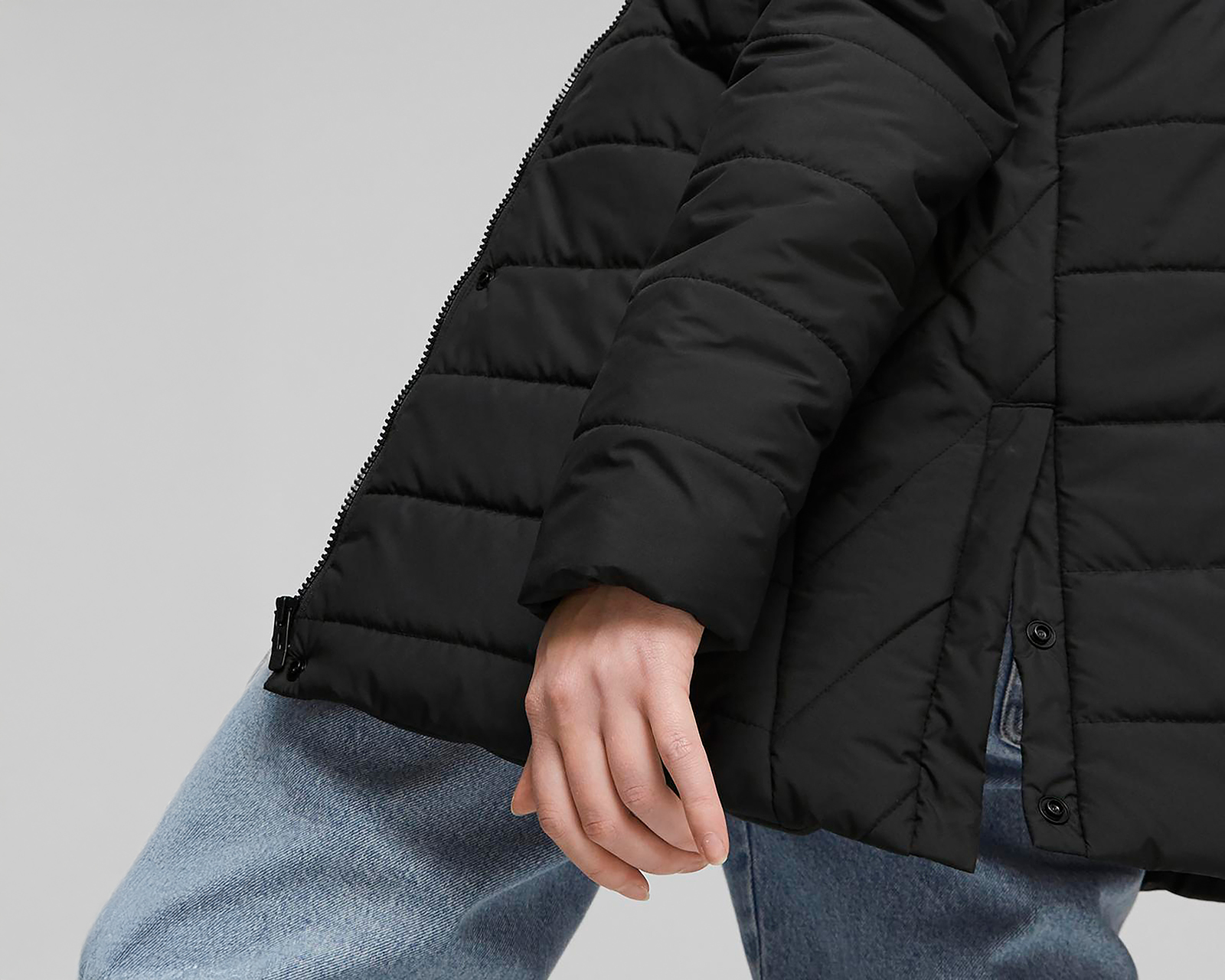 Foto 5 pulgar | Foto 4 | Chamarra Deportiva Puma Essentials+ Warmcell para Mujer