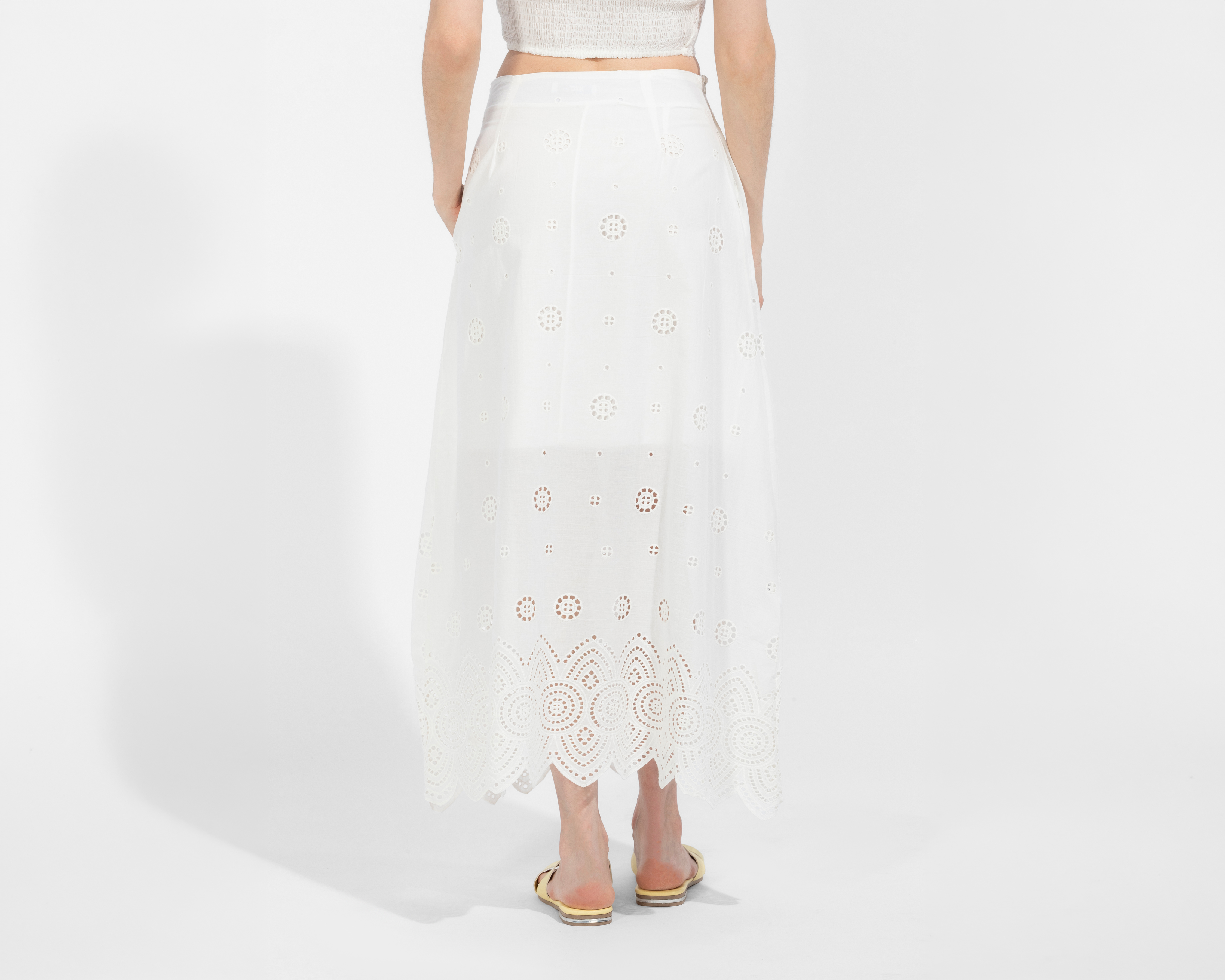 Foto 4 pulgar | Foto 3 | Falda Larga Sahara Blanca Juvenil