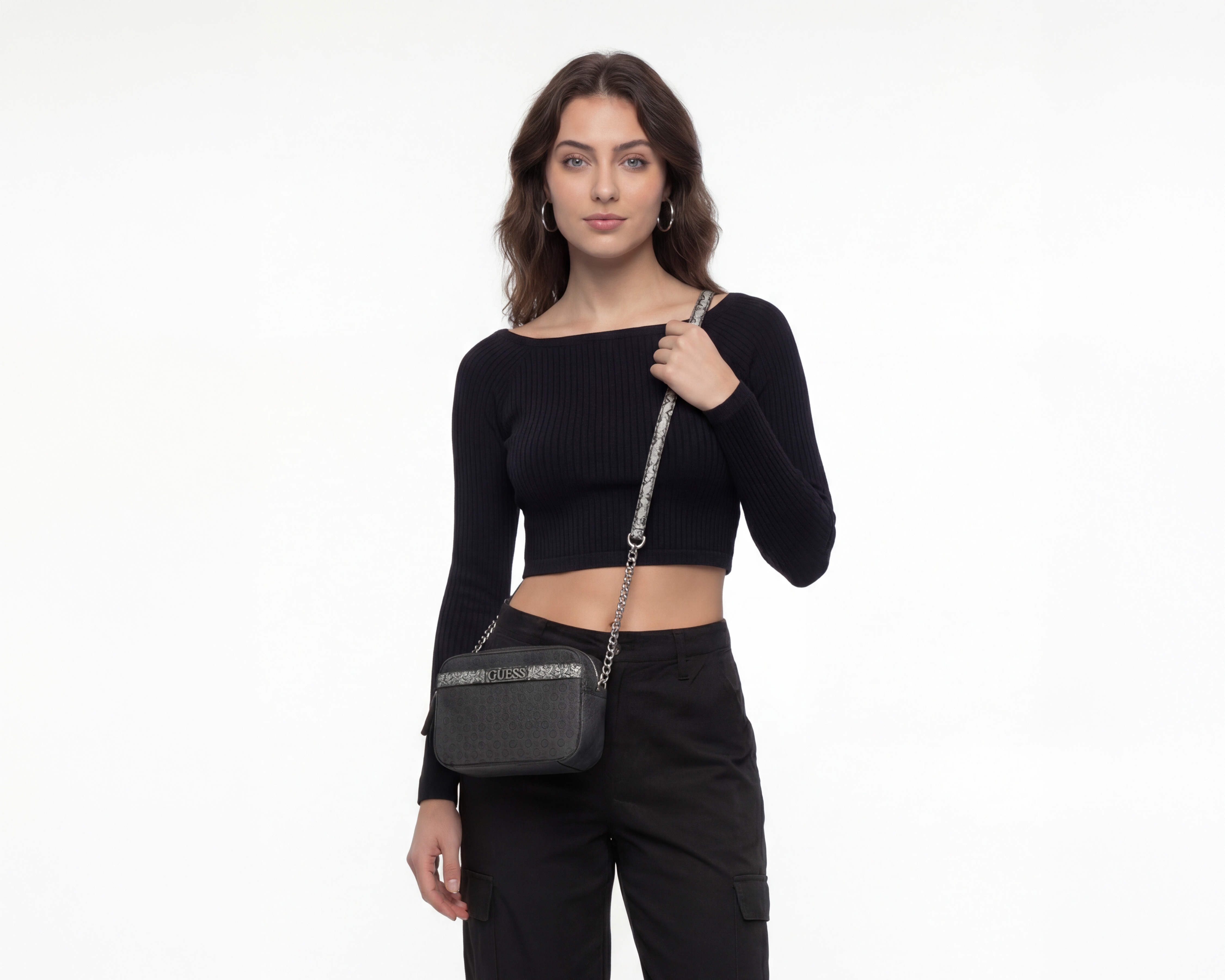 Foto 7 pulgar | Foto 6 | Bolsa Cruzada Guess Perrez