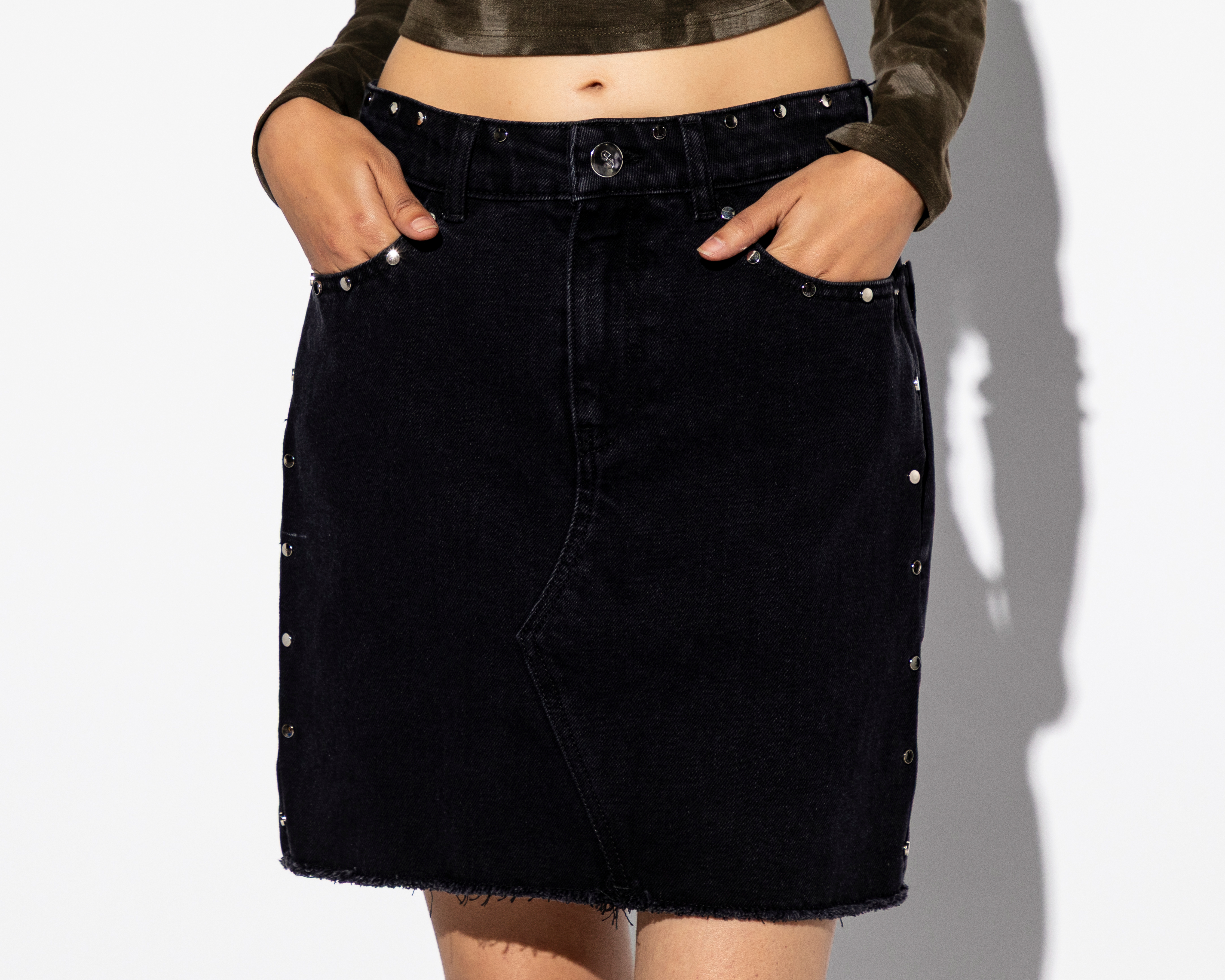 Foto 4 | Foto 4 | Falda Corta Strona Negra para Mujer