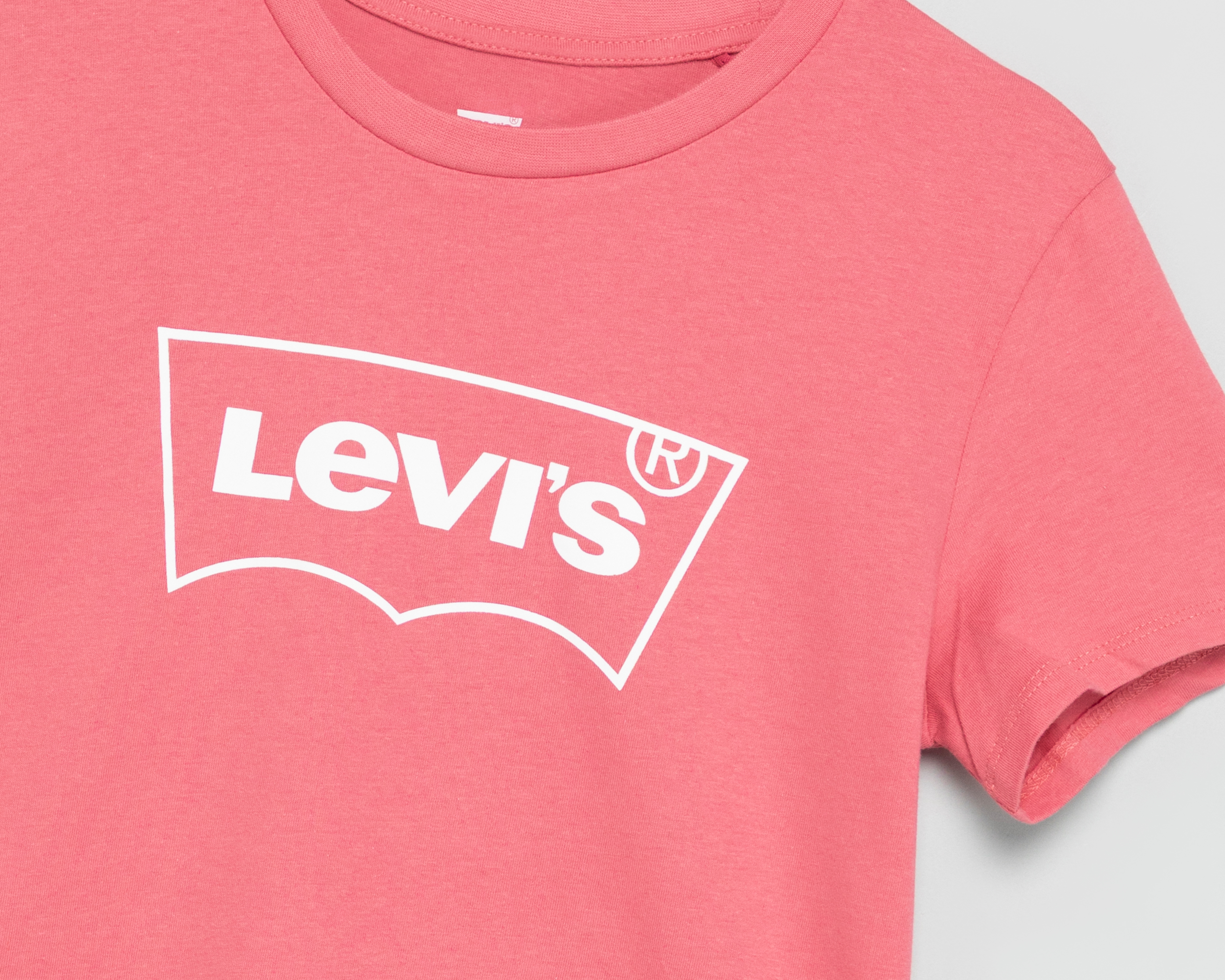 Foto 4 pulgar | Foto 3 | Playera Rosa Levi's para Mujer