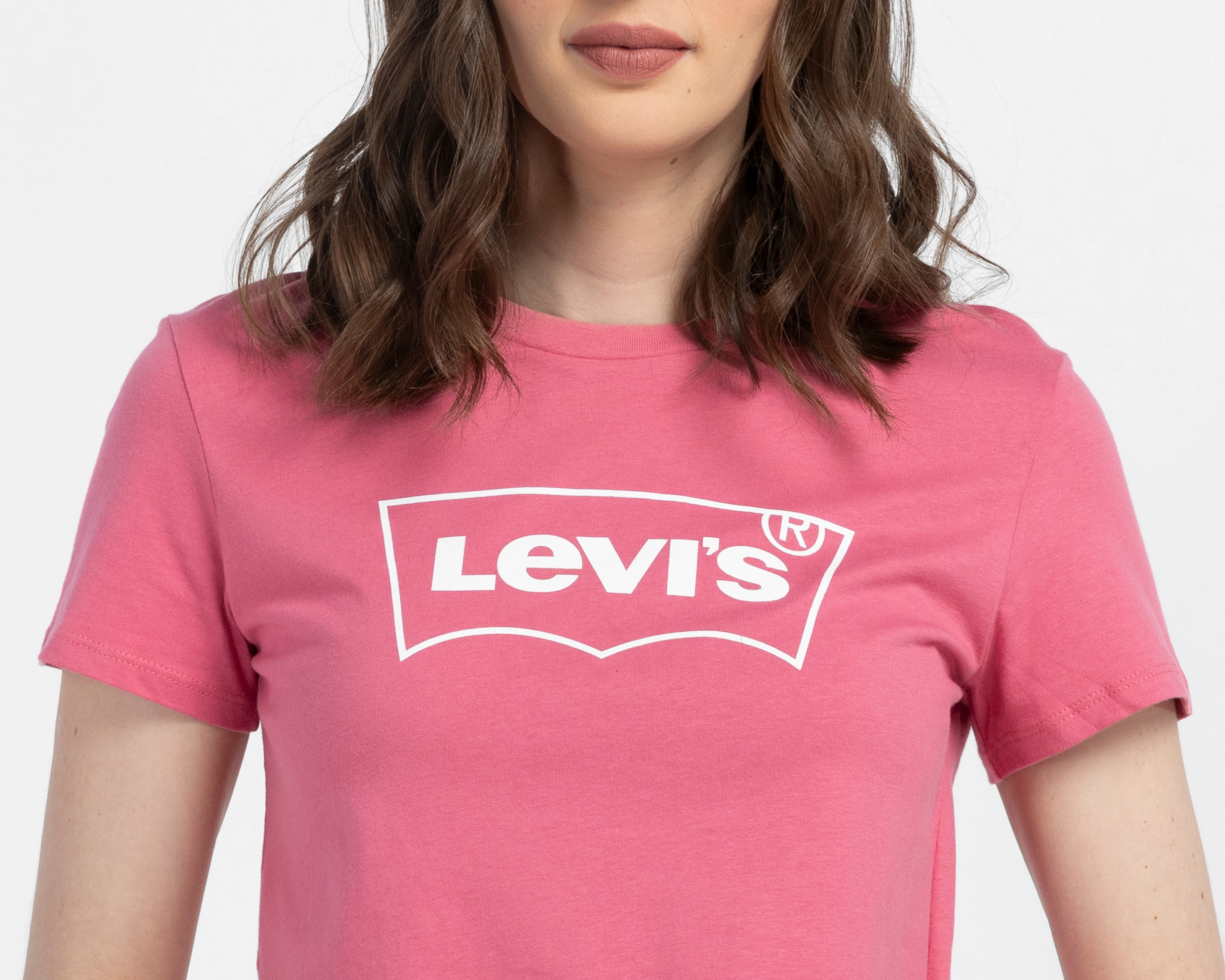 Foto 5 pulgar | Foto 4 | Playera Rosa Levi's para Mujer