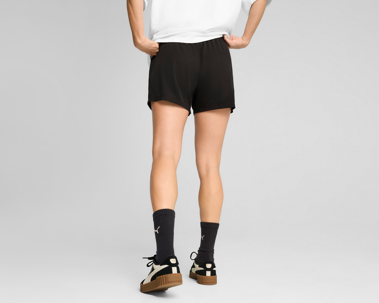 Foto 4 pulgar | Foto 3 | Short Deportivo Puma para Mujer