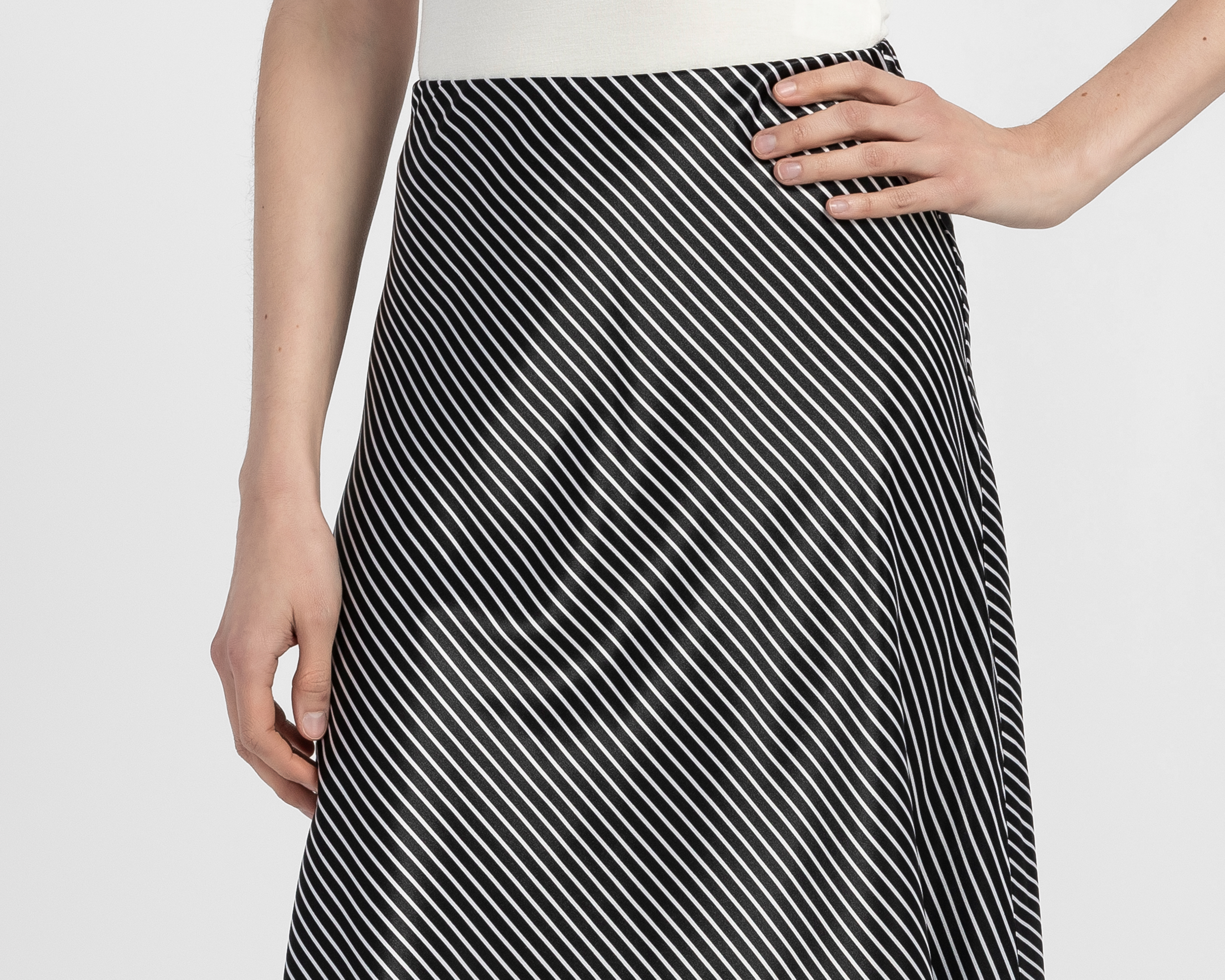 Foto 4 | Foto 4 | Falda Midi Sahara a Rayas para Mujer