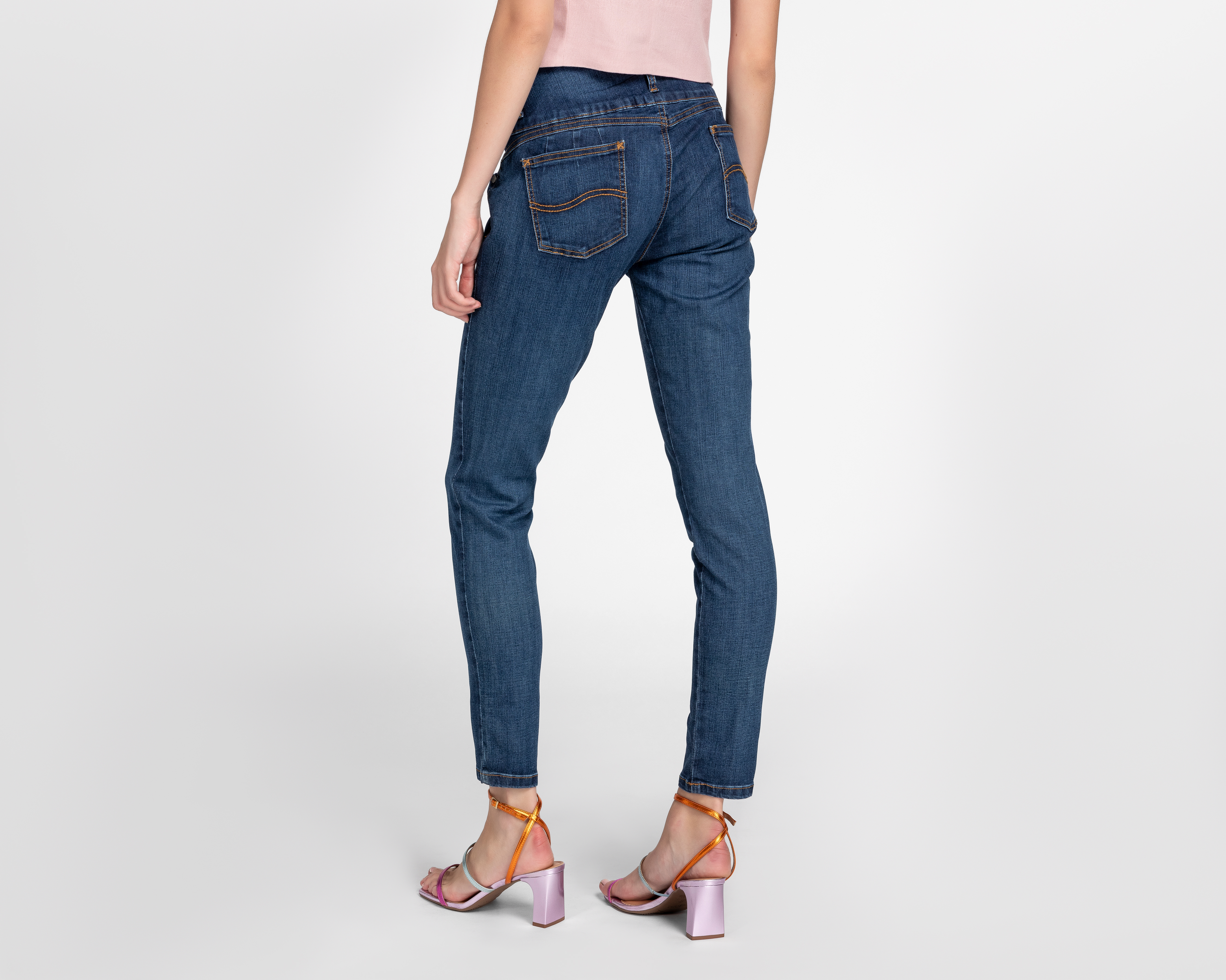 Foto 5 pulgar | Foto 4 | Jeans Skinny Lee Shape Up para Mujer