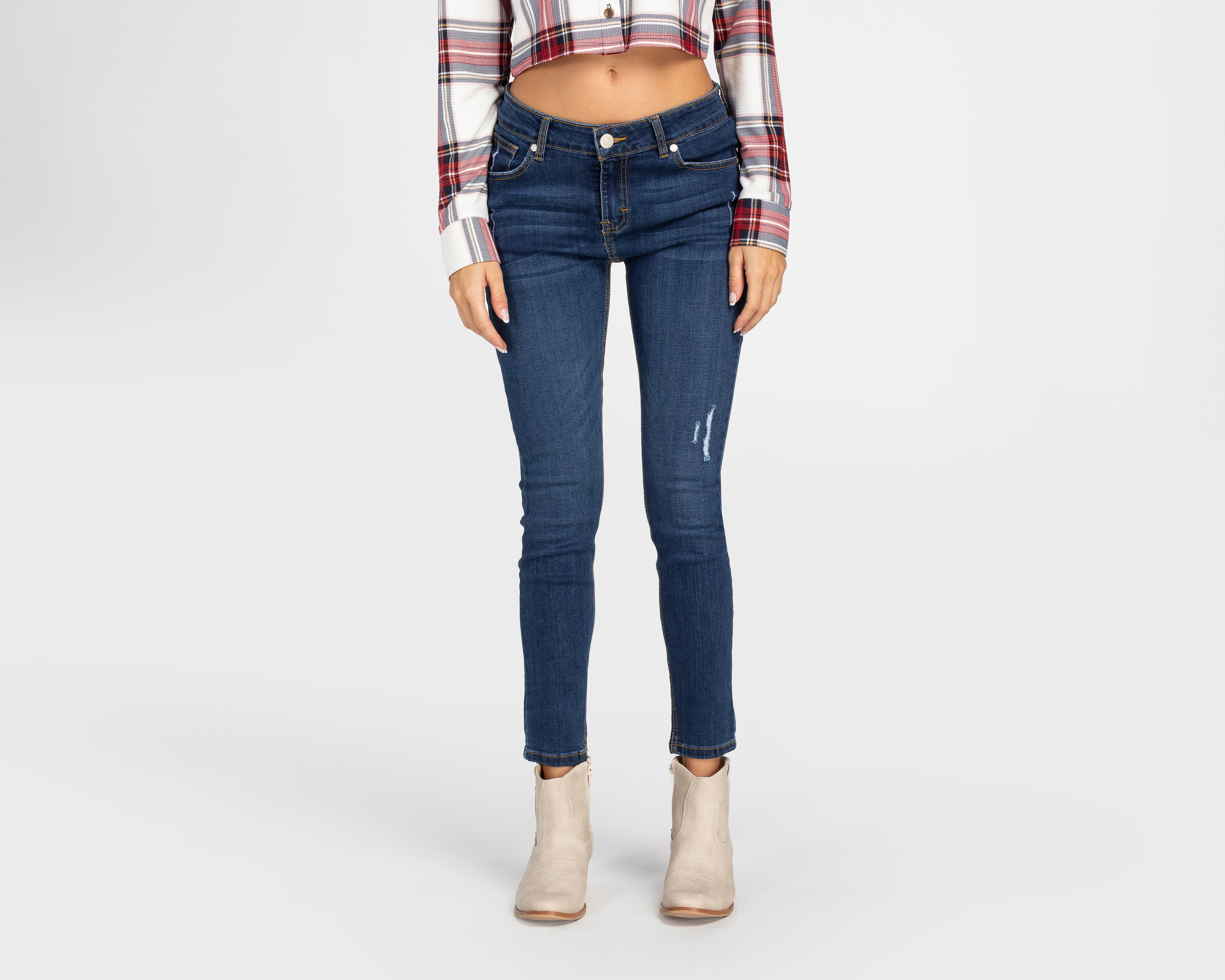 Foto 2 pulgar | Foto 1 | Jeans Skinny Refill para Mujer