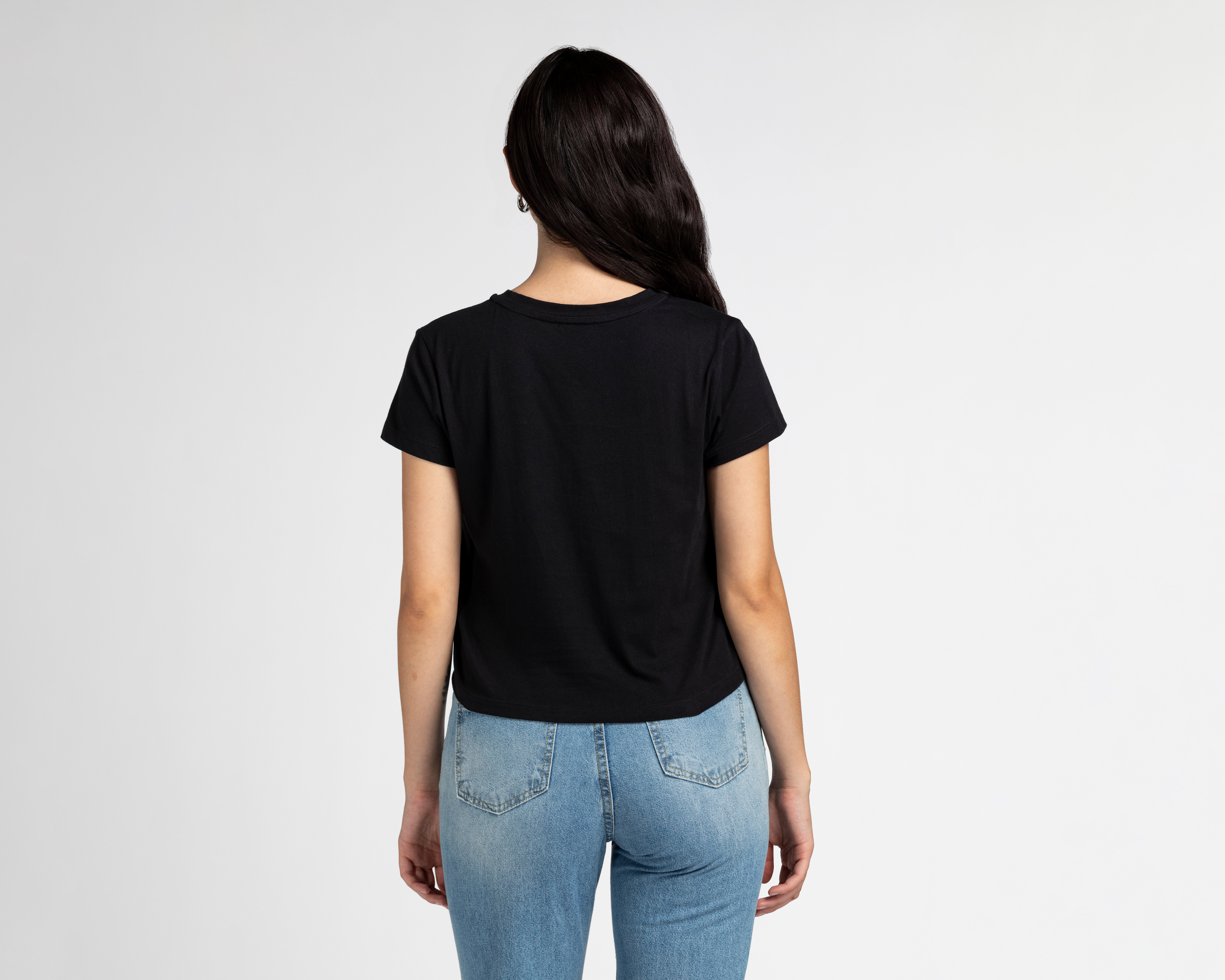 Foto 3 pulgar | Foto 2 | Playera Peanuts Estampada Cuello Redondo