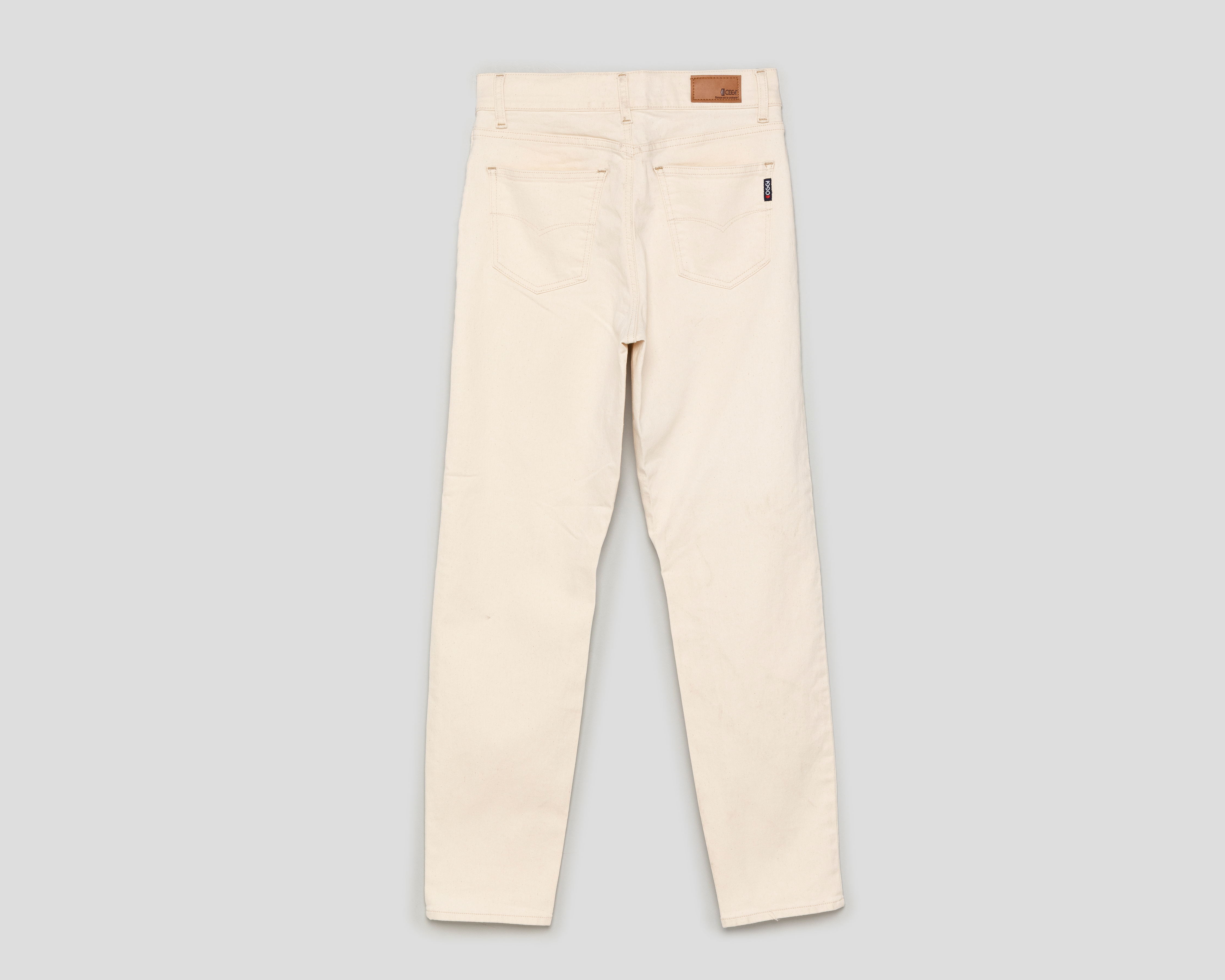 Foto 3 pulgar | Foto 2 | Jeans Mom Fit Oggi para Mujer