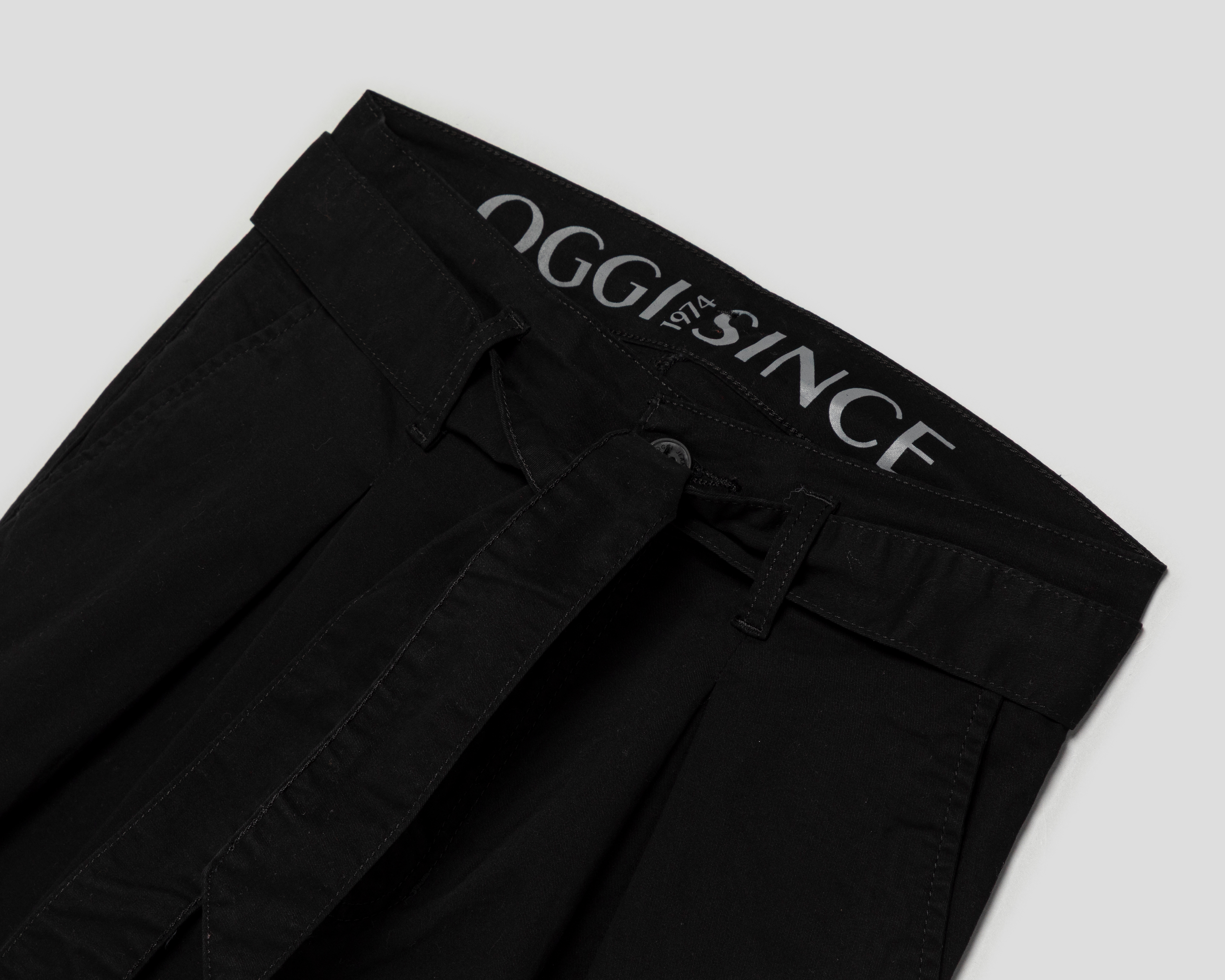 Foto 4 pulgar | Foto 3 | Pantalón de Gabardina Oggi Paper Bag Negro para Mujer