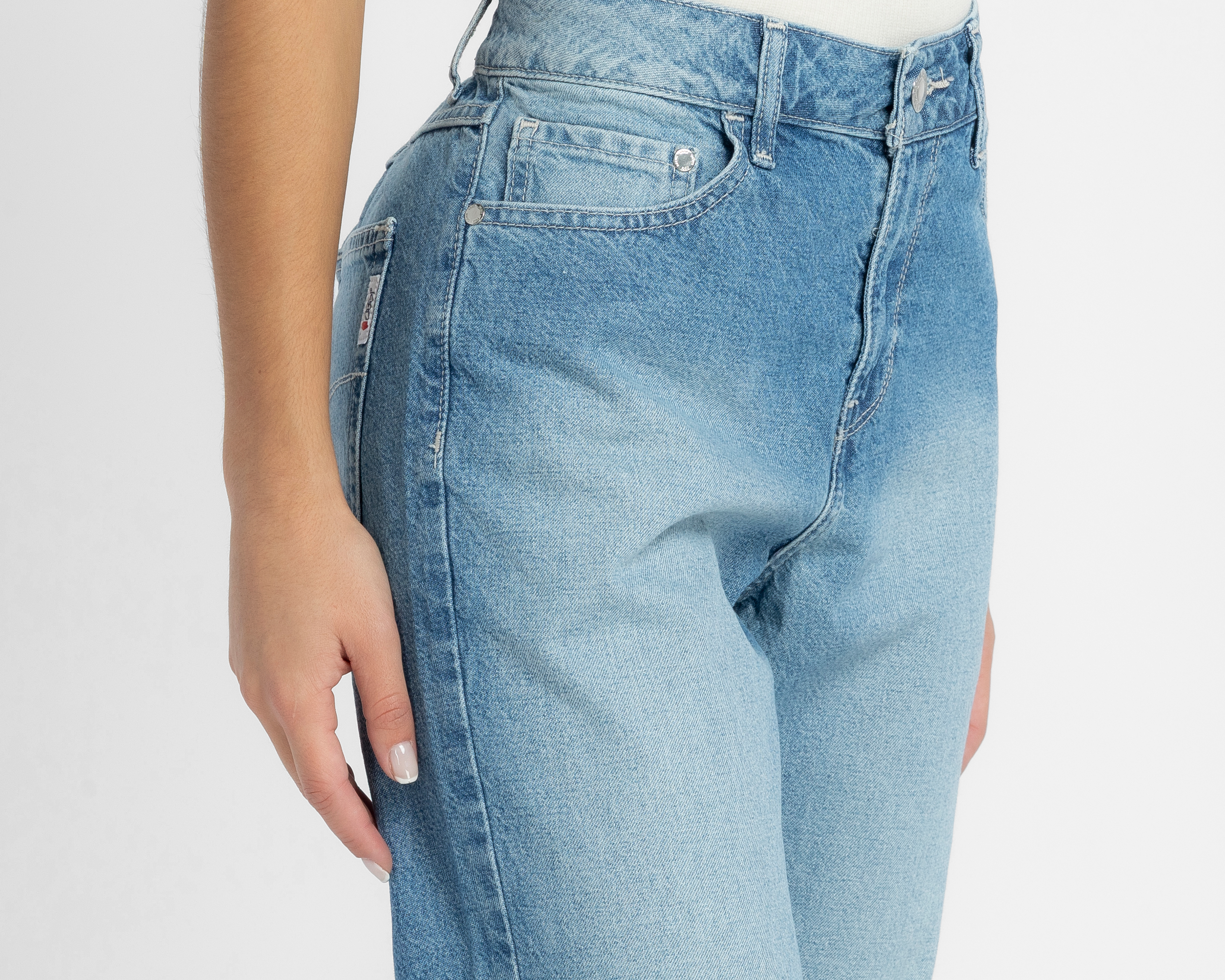 Foto 5 pulgar | Foto 4 | Pantalón Capri Oggi para Mujer