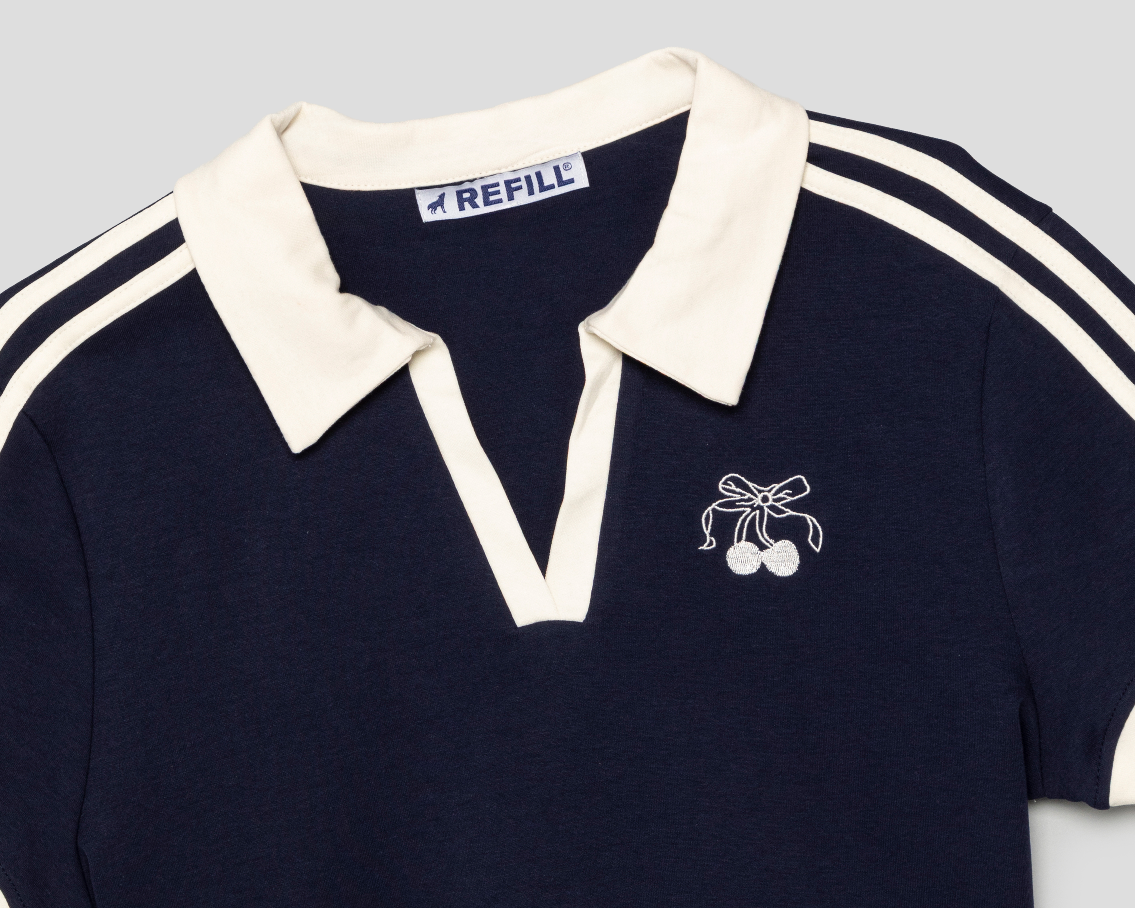 Foto 3 | Foto 3 | Playera Polo Refill Cuello V Azul Marino para Mujer