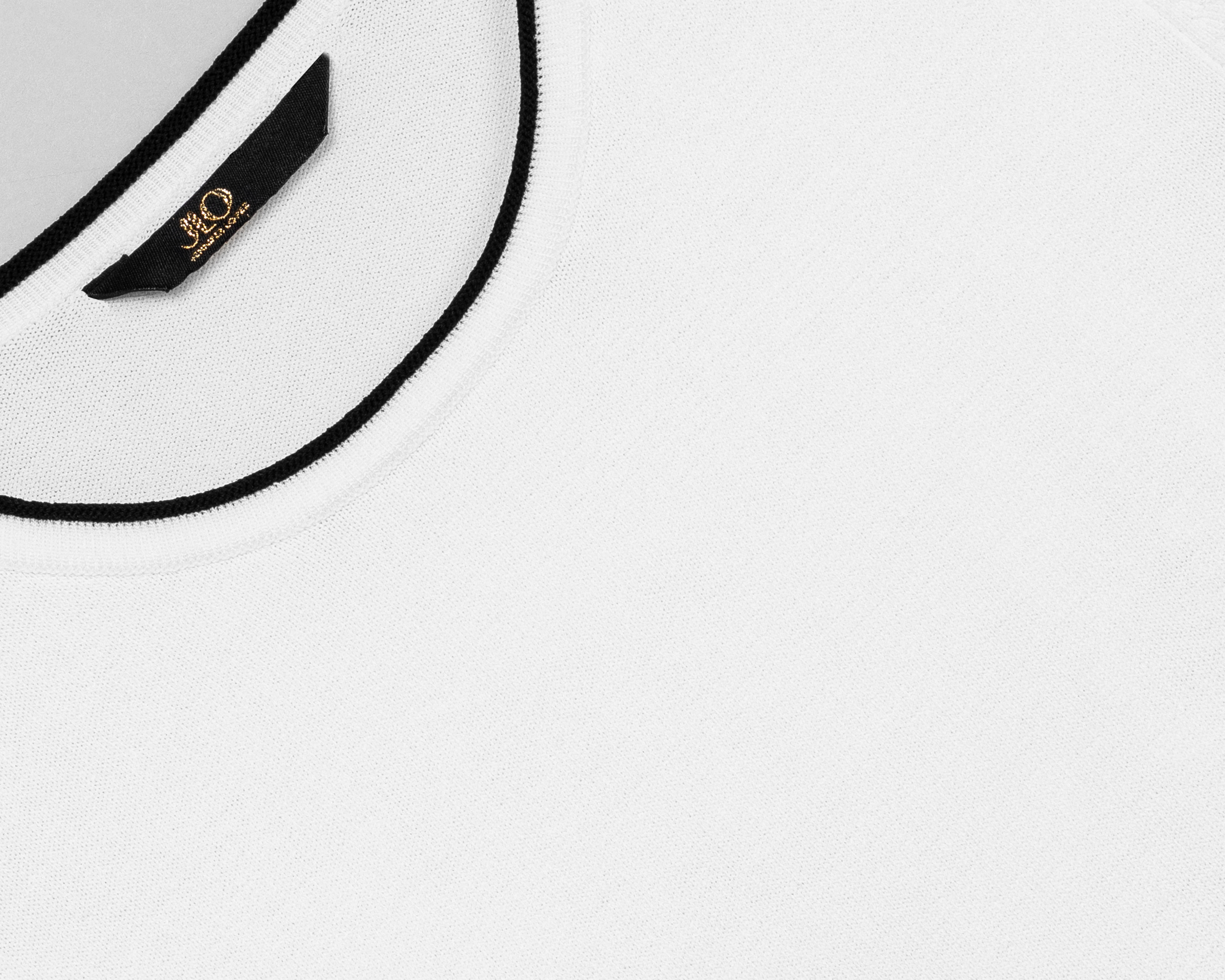 Foto 4 pulgar | Foto 3 | Playera Blanca Jennifer Lopez para Mujer