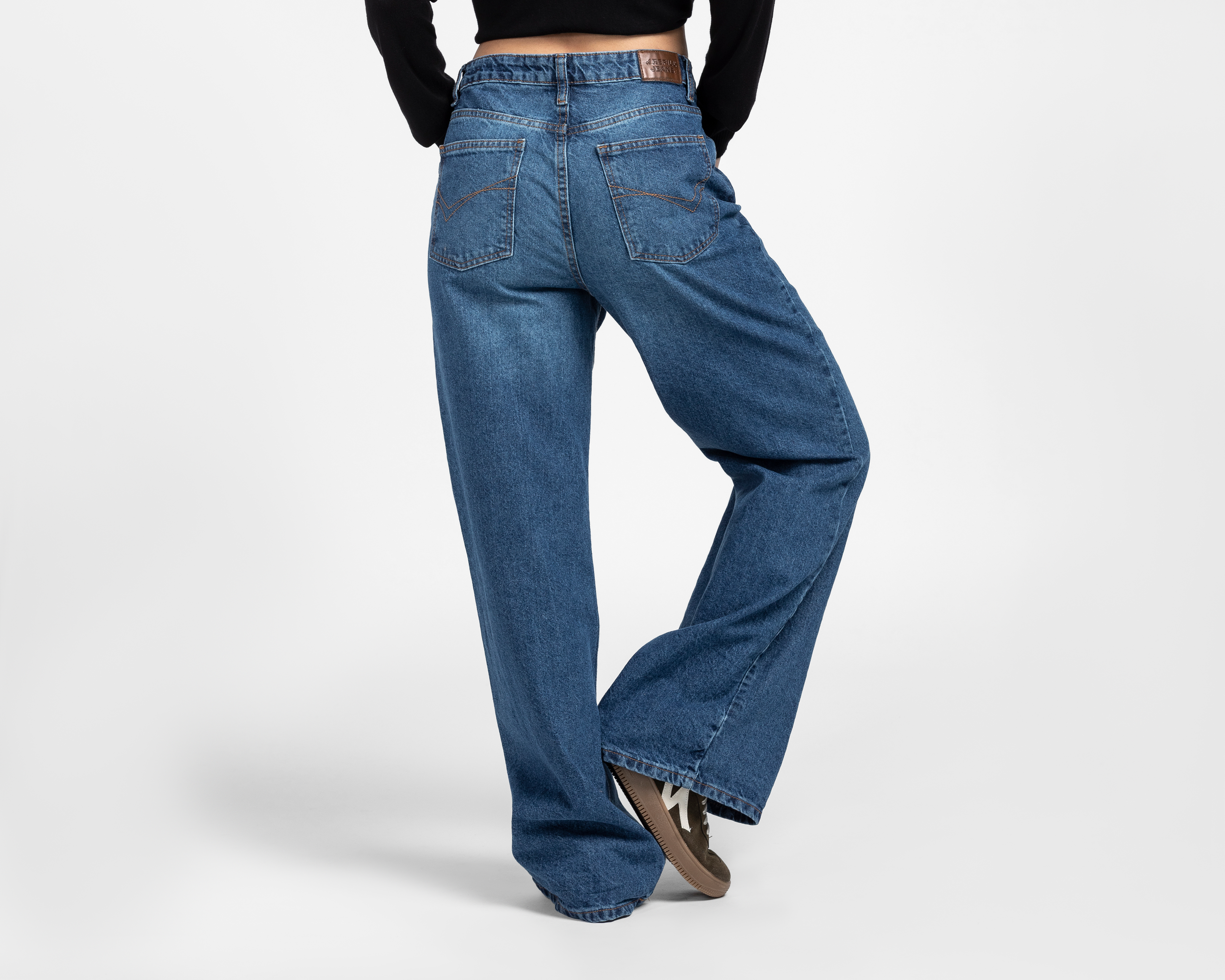 Foto 4 pulgar | Foto 3 | Jeans Wide Leg Refill para Mujer