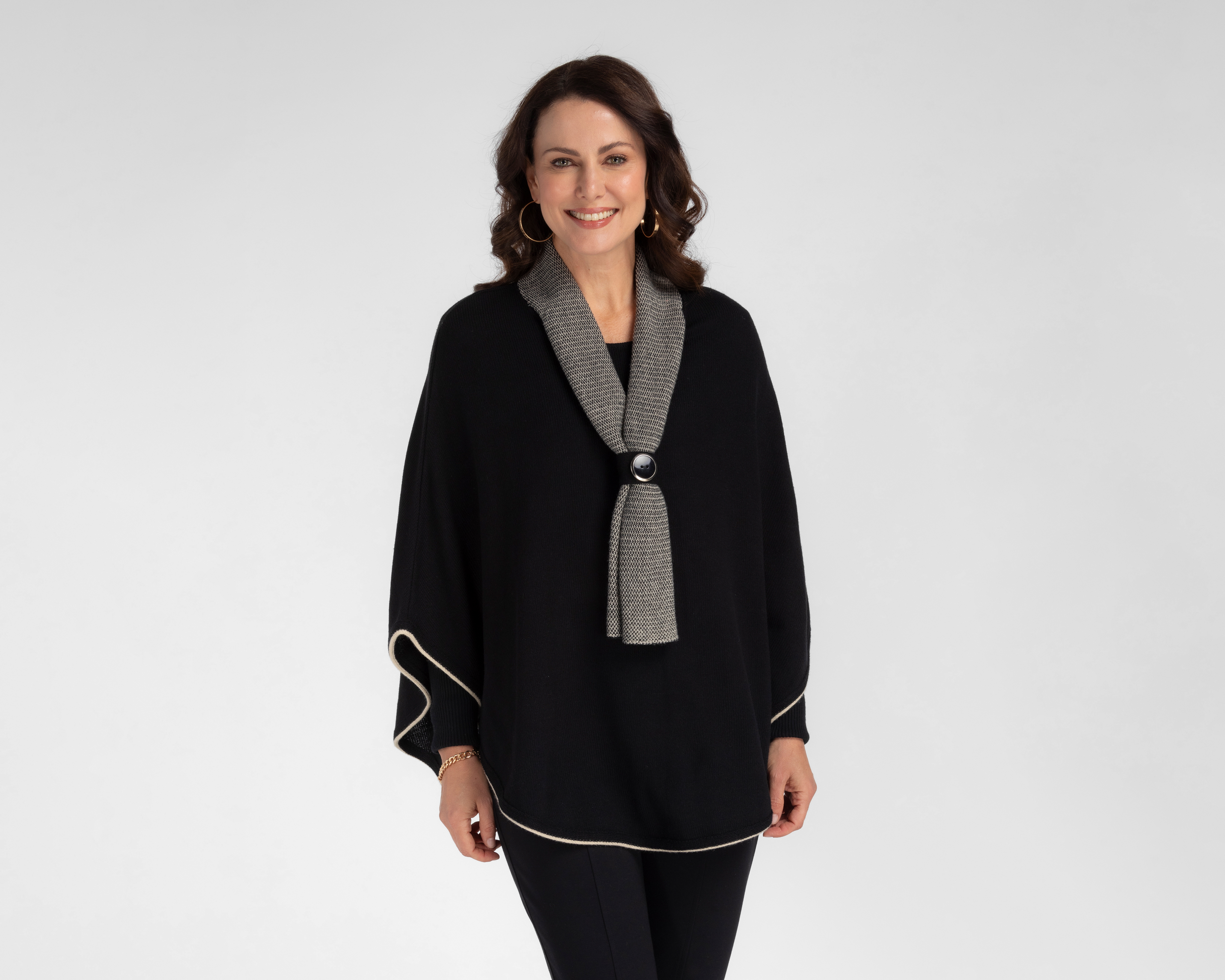 Capa Negra Lady Sun para Mujer