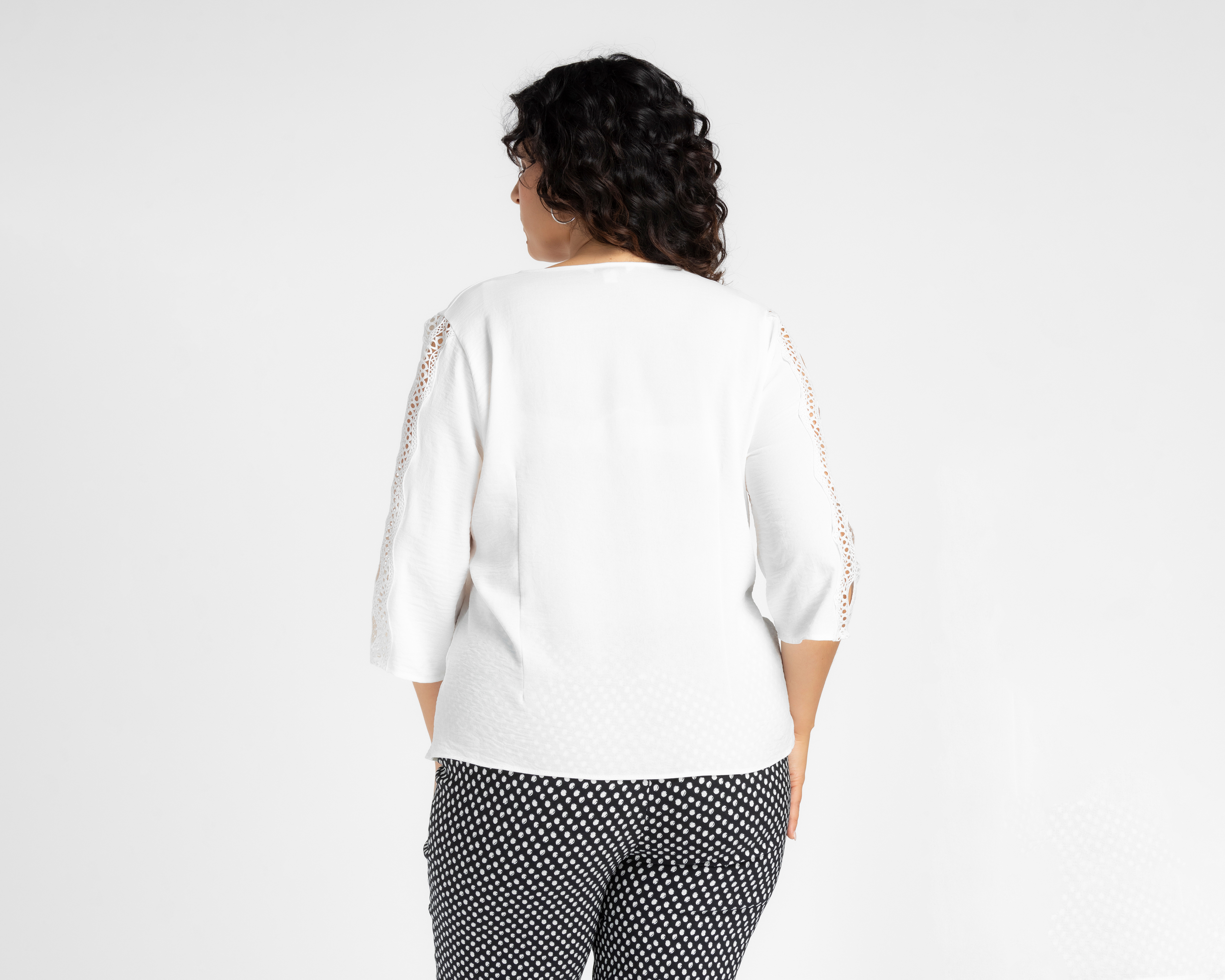 Foto 7 pulgar | Foto 6 | Blusa Lady Sun con Guipur en Mangas para Mujer