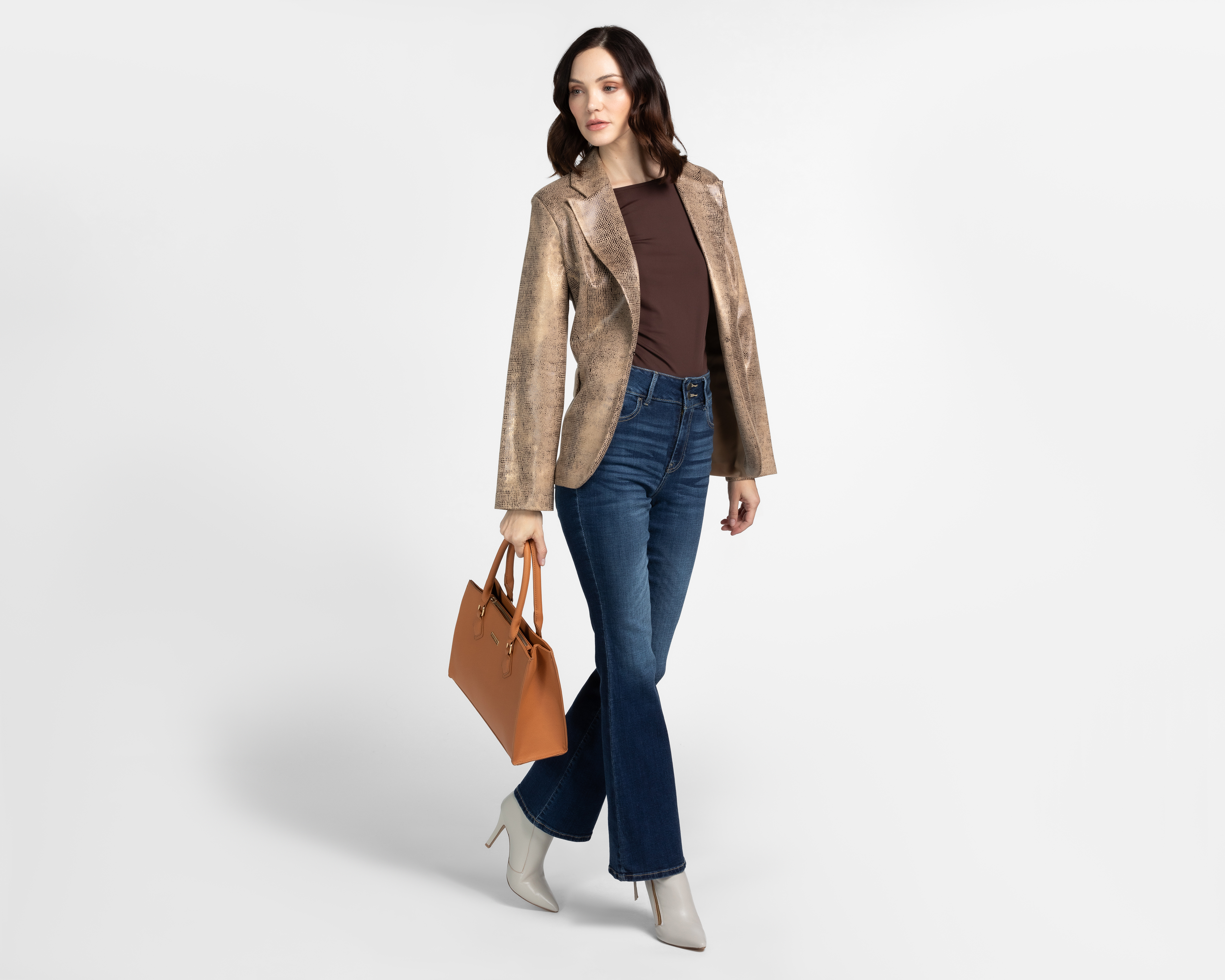 Foto 3 pulgar | Foto 2 | Blazer Dorado Sahara para Mujer