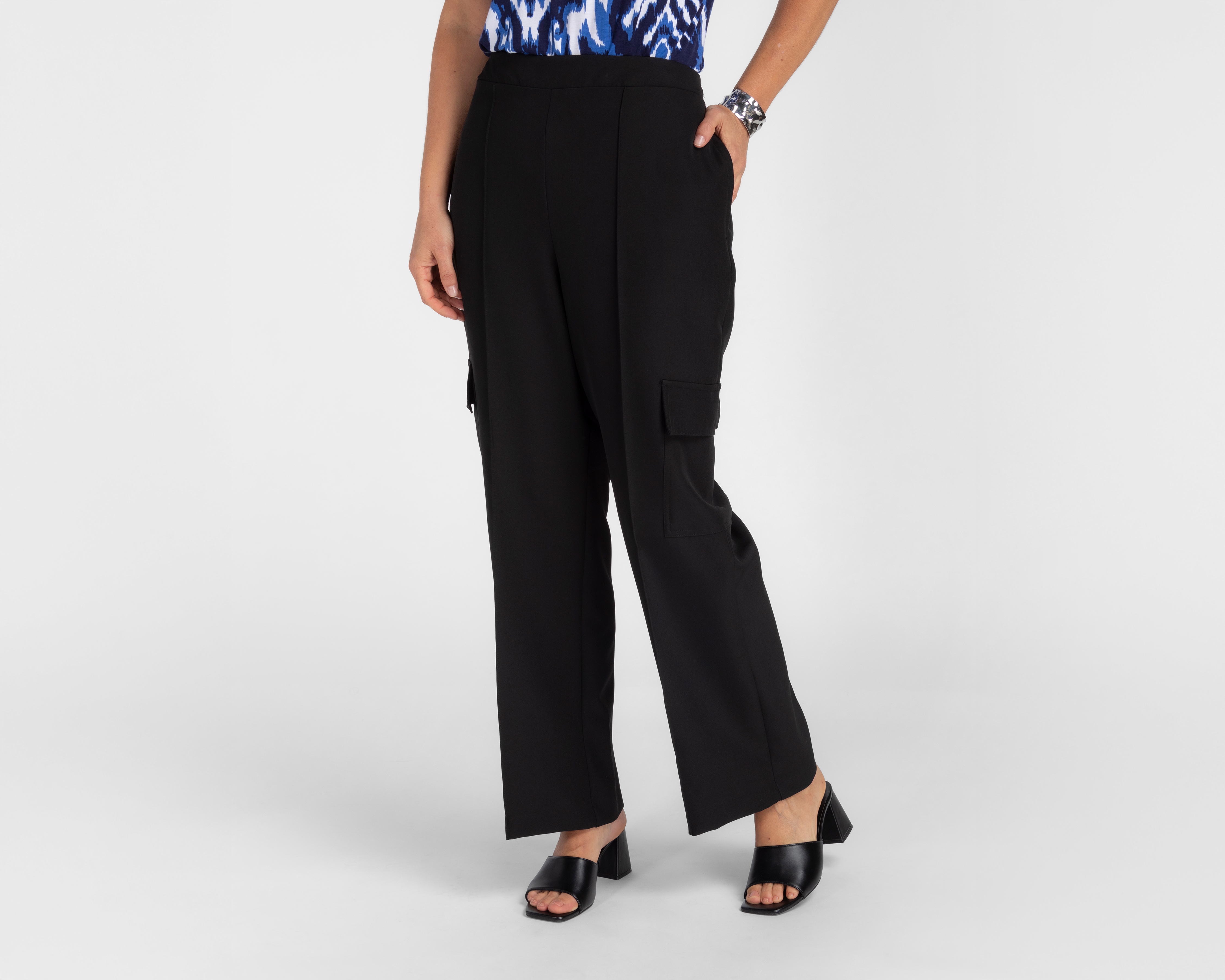 Foto 2 pulgar | Foto 1 | Pantalón de Vestir Sahara Negro para Mujer