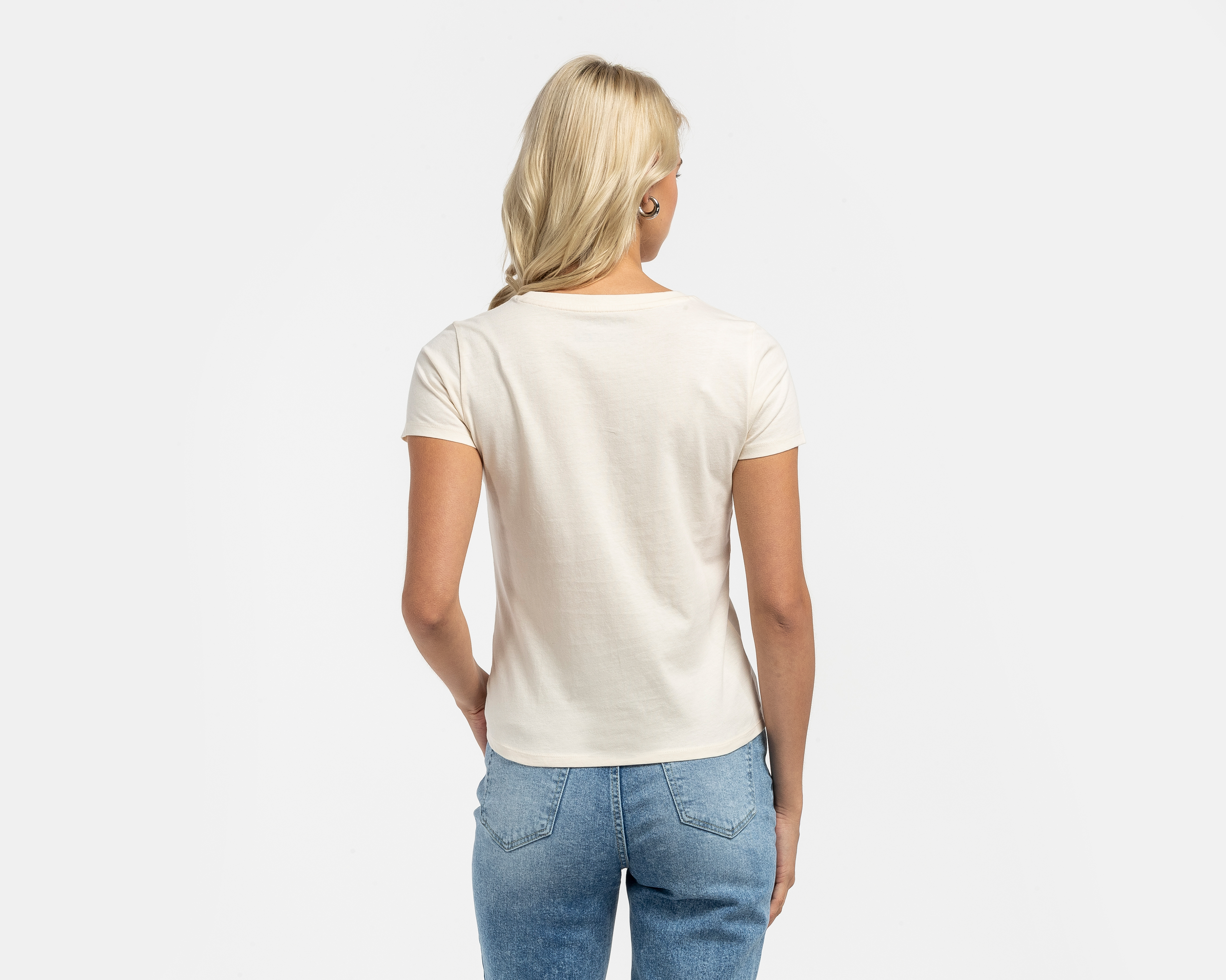 Foto 4 pulgar | Foto 3 | Playera Manga Corta 18 Forever para Mujer