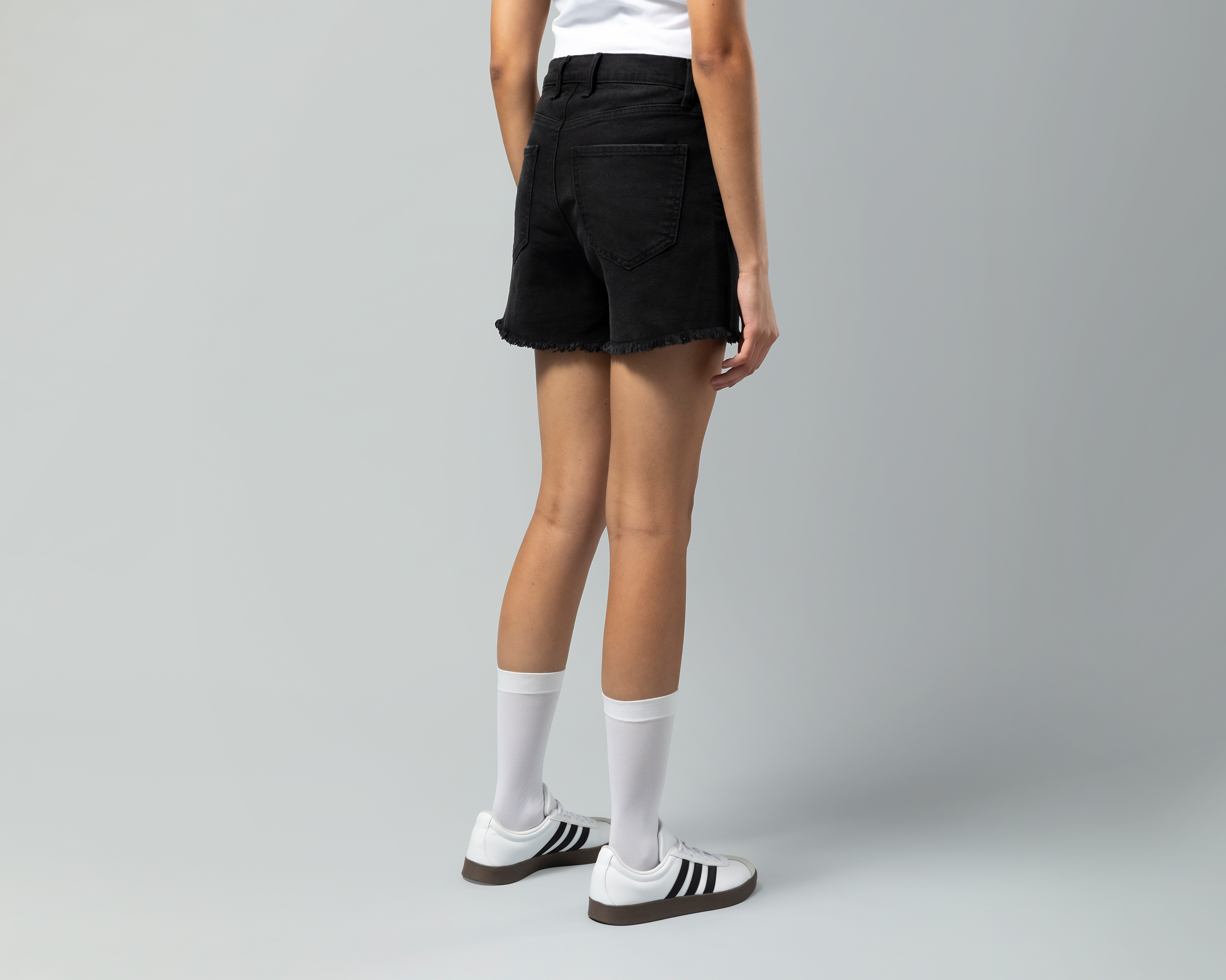 Foto 4 pulgar | Foto 3 | Short de Mezclilla Forever 21 para Mujer
