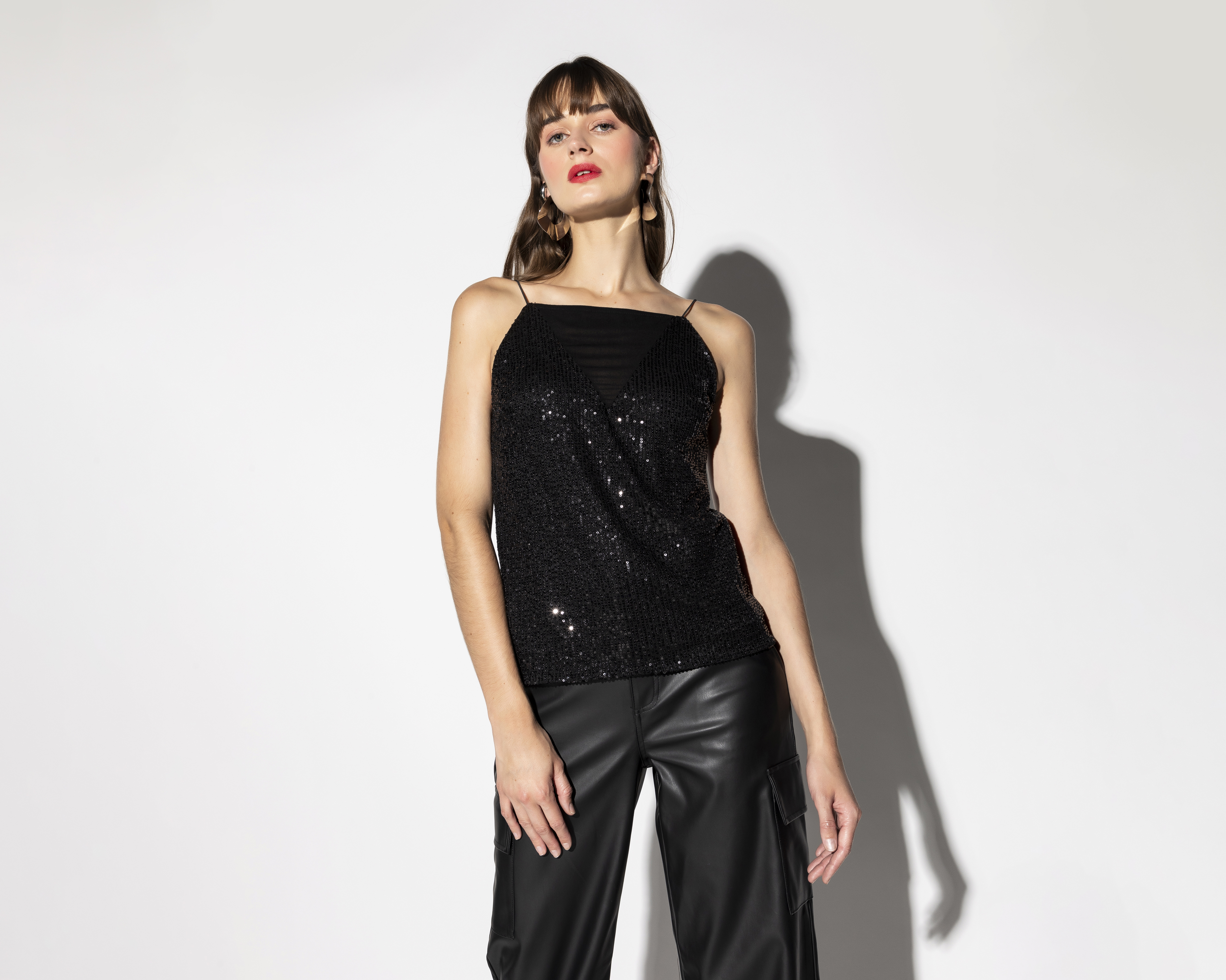 Foto 3 pulgar | Foto 2 | Blusa Thinner con Lentejuelas para Mujer