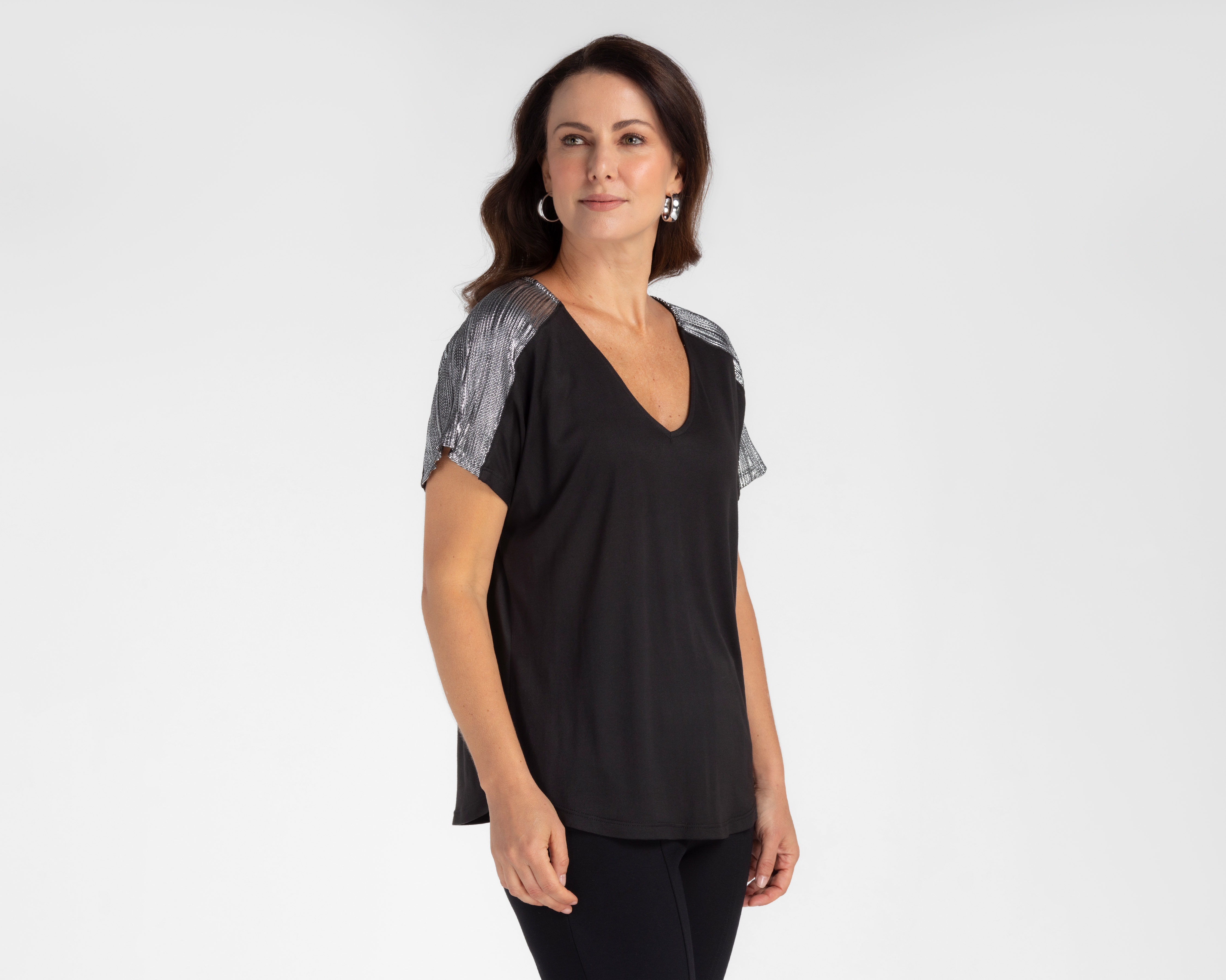 Foto 2 pulgar | Foto 1 | Playera Sahara con Cuello V para Mujer