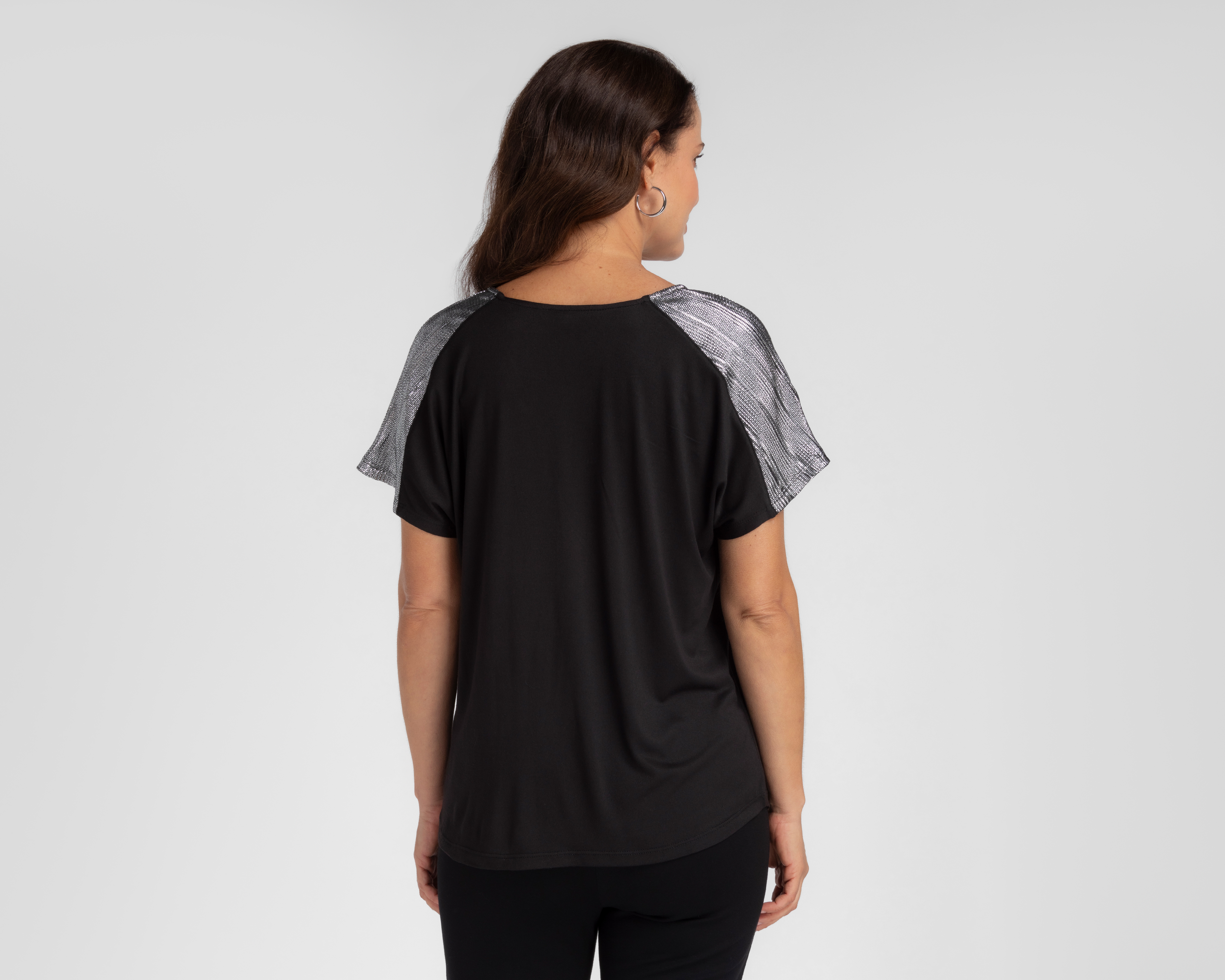 Foto 4 pulgar | Foto 3 | Playera Sahara con Cuello V para Mujer
