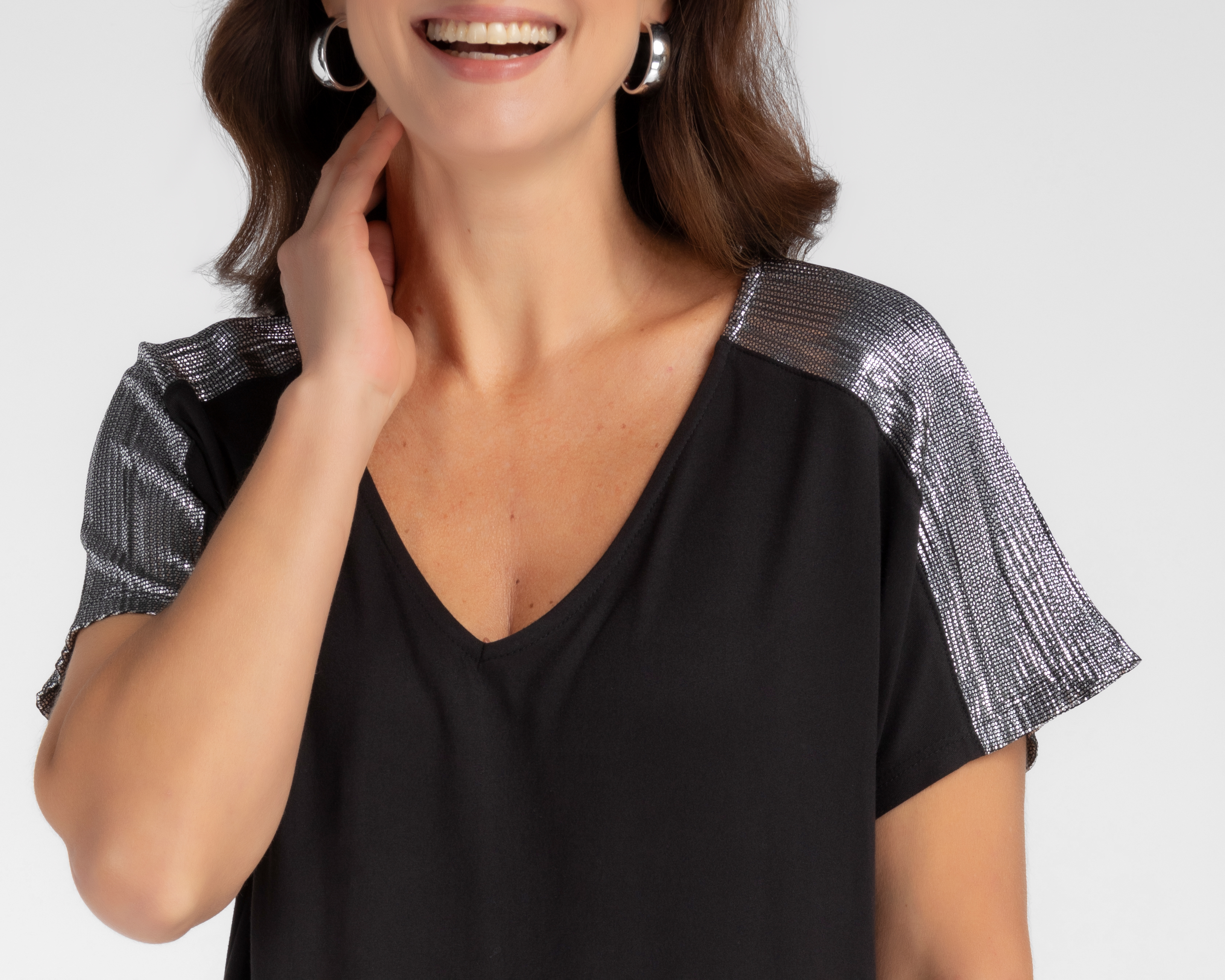 Foto 4 | Foto 4 | Playera Sahara con Cuello V para Mujer
