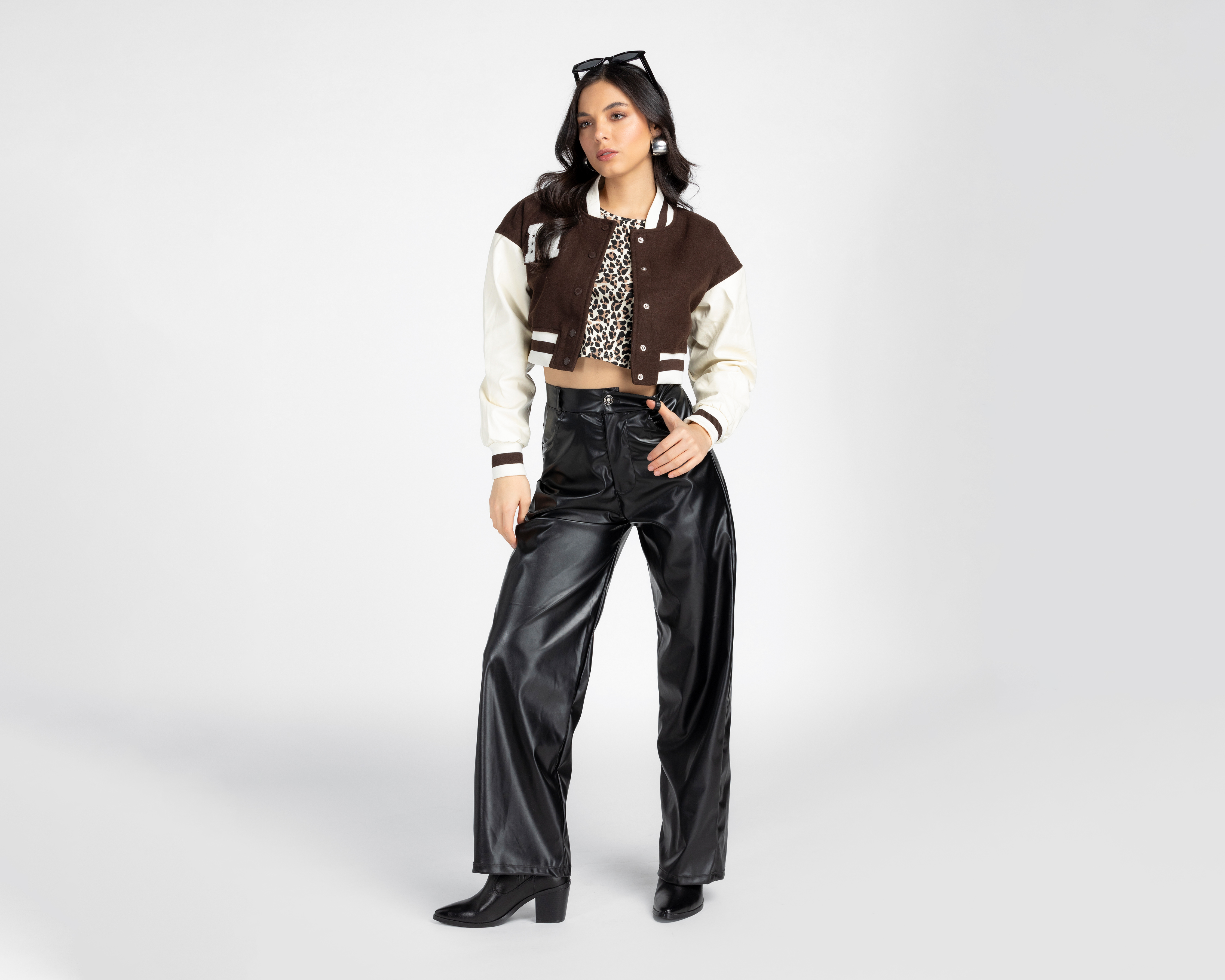 Foto 3 pulgar | Foto 2 | Pantalón Ancho Boy London para Mujer