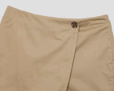 Foto 3 | Foto 3 | Short Falda Jennifer Lopez con Botón para Mujer