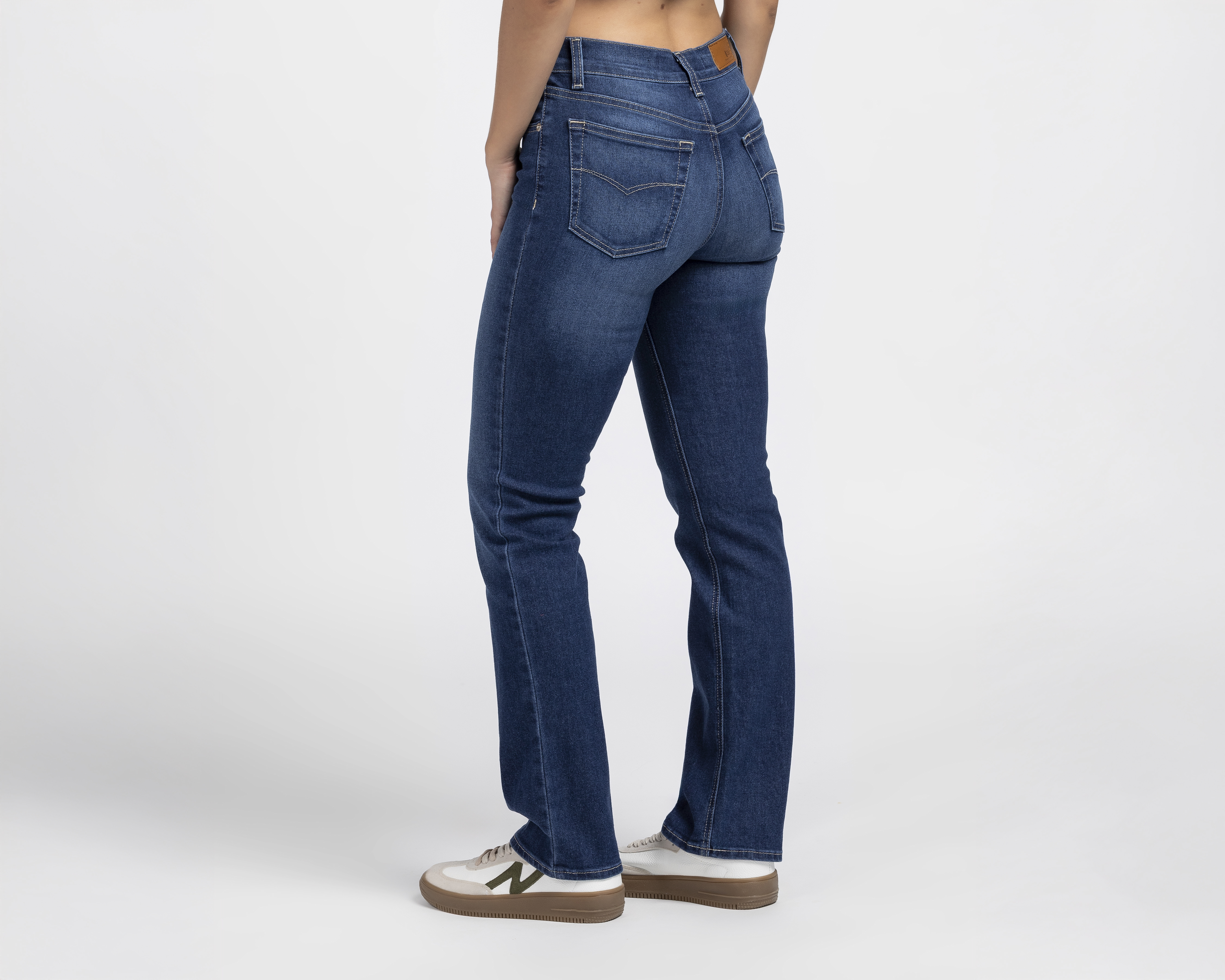 Foto 4 pulgar | Foto 3 | Jeans Straight Oggi Atraction para Mujer