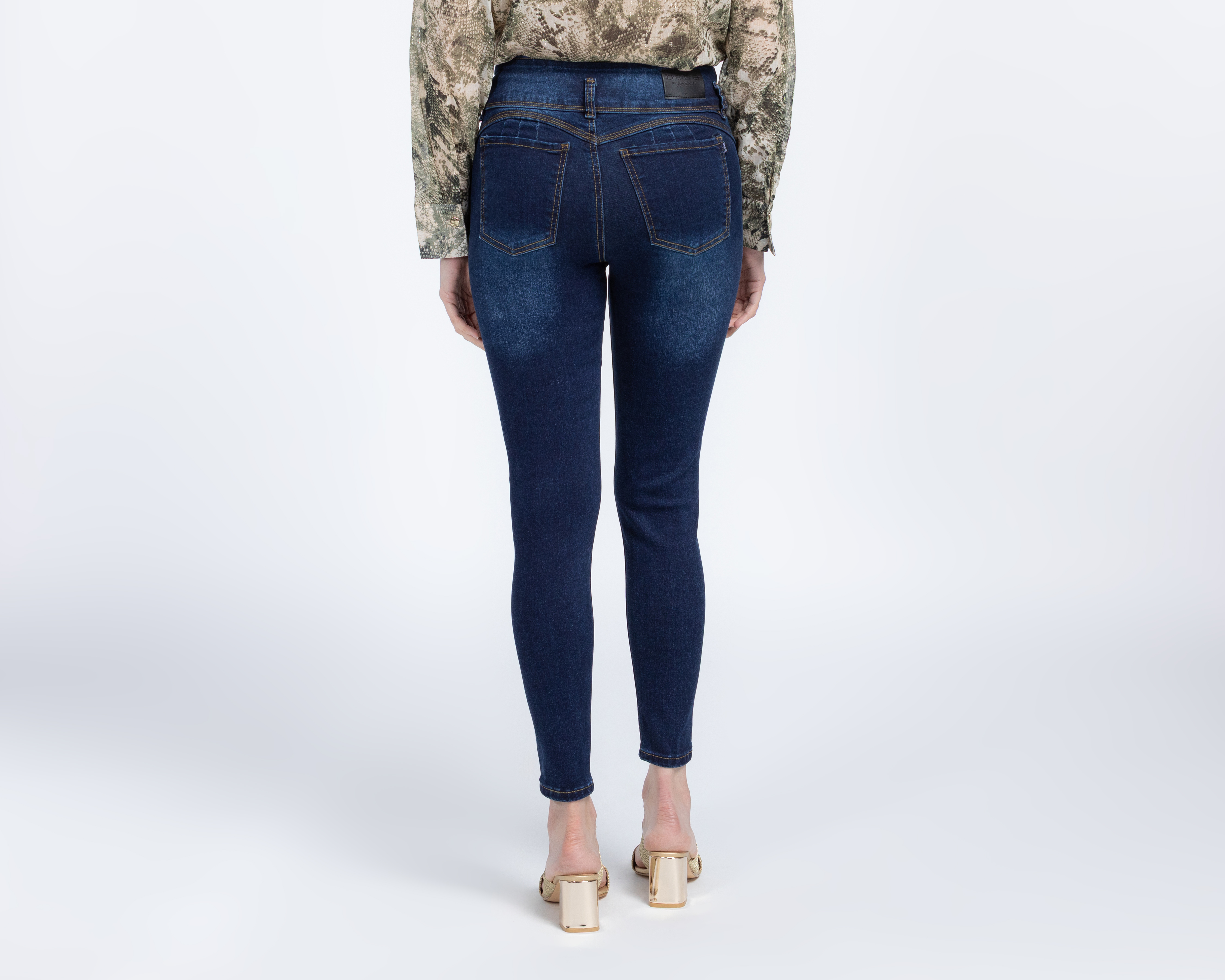 Foto 4 pulgar | Foto 3 | Jeans Skinny Bebe para Mujer