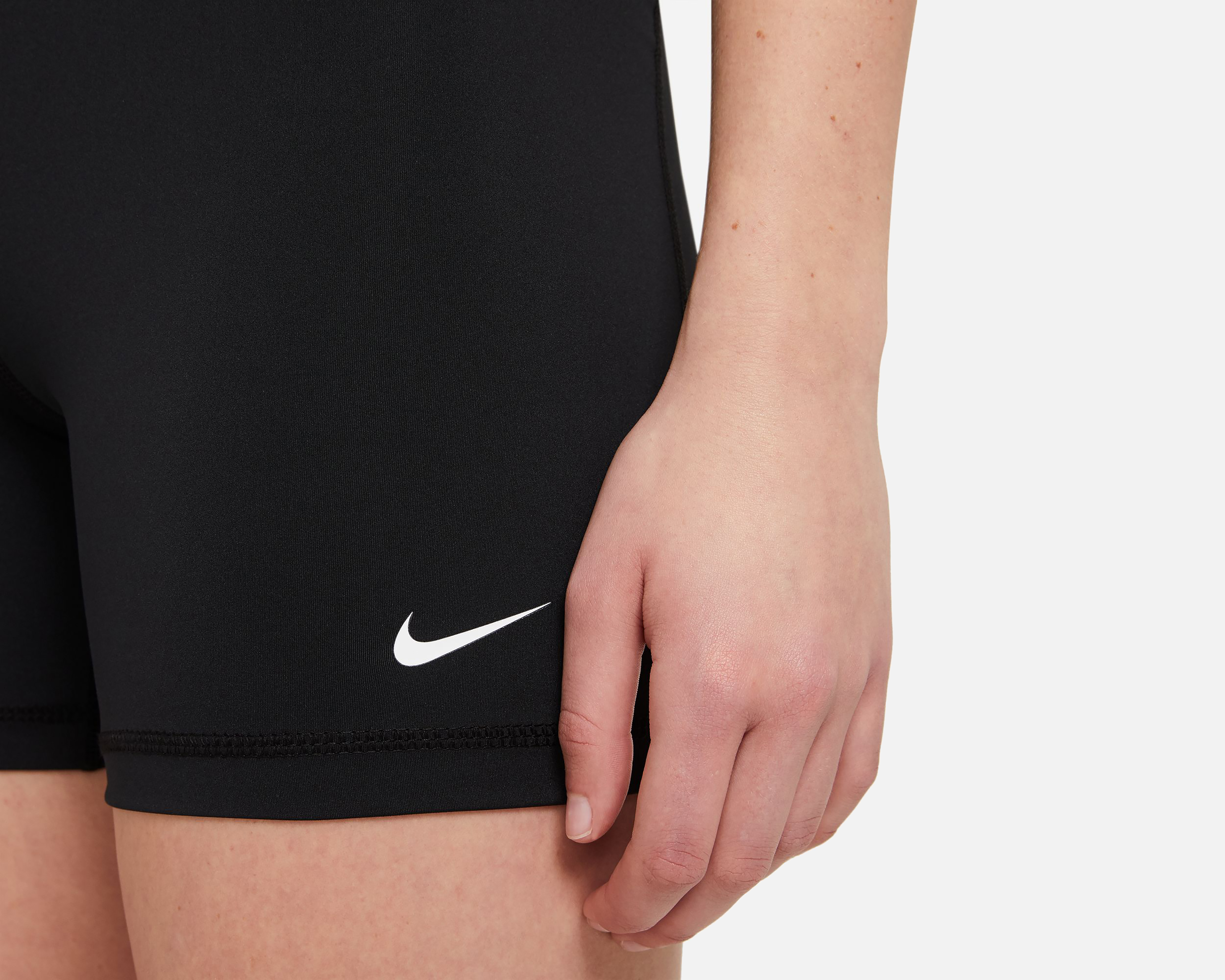 Foto 6 pulgar | Foto 5 | Short de Entrenamiento Nike Dri-FIT para Mujer