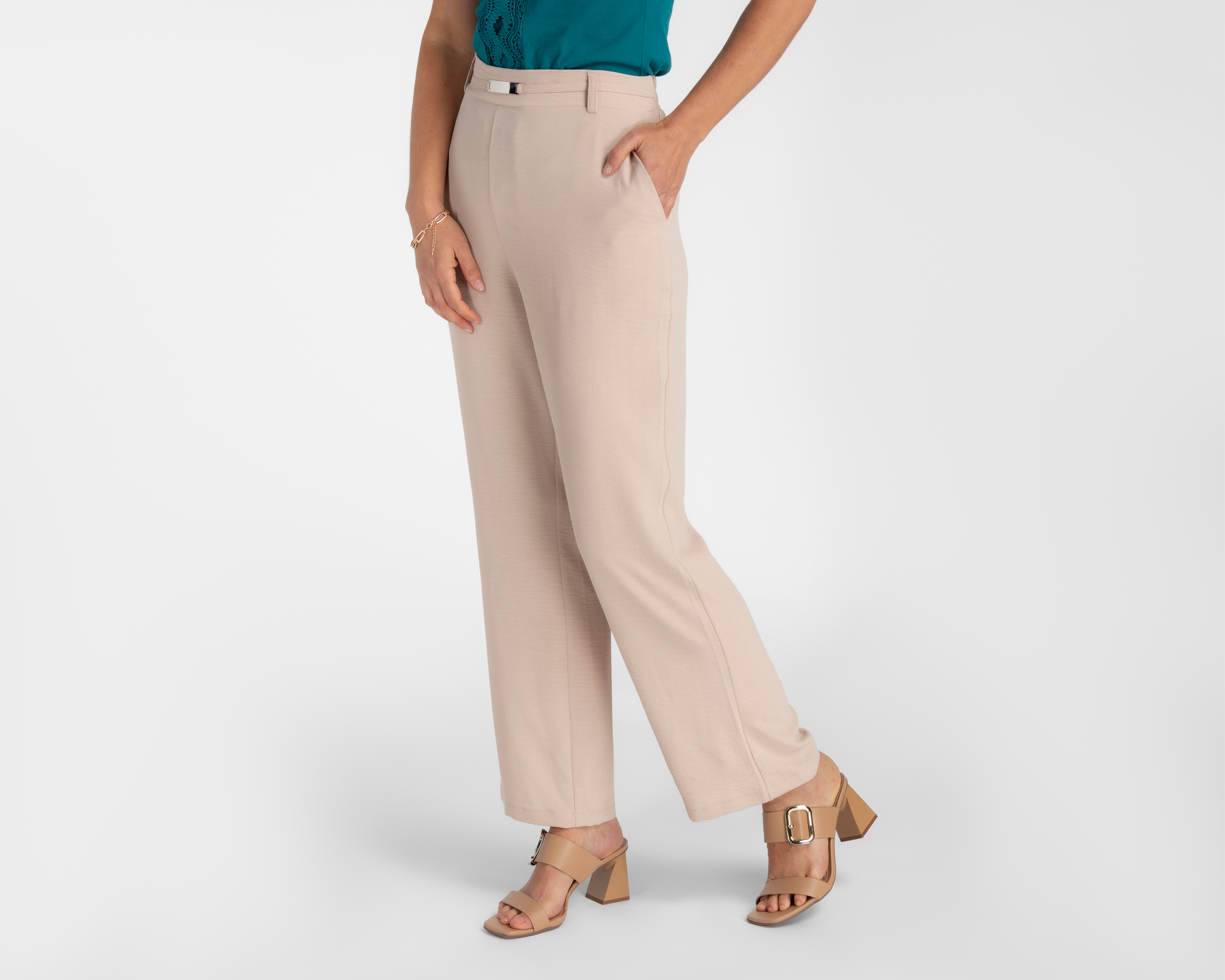 Foto 2 pulgar | Foto 1 | Pantalón de Vestir Sahara Beige para Mujer