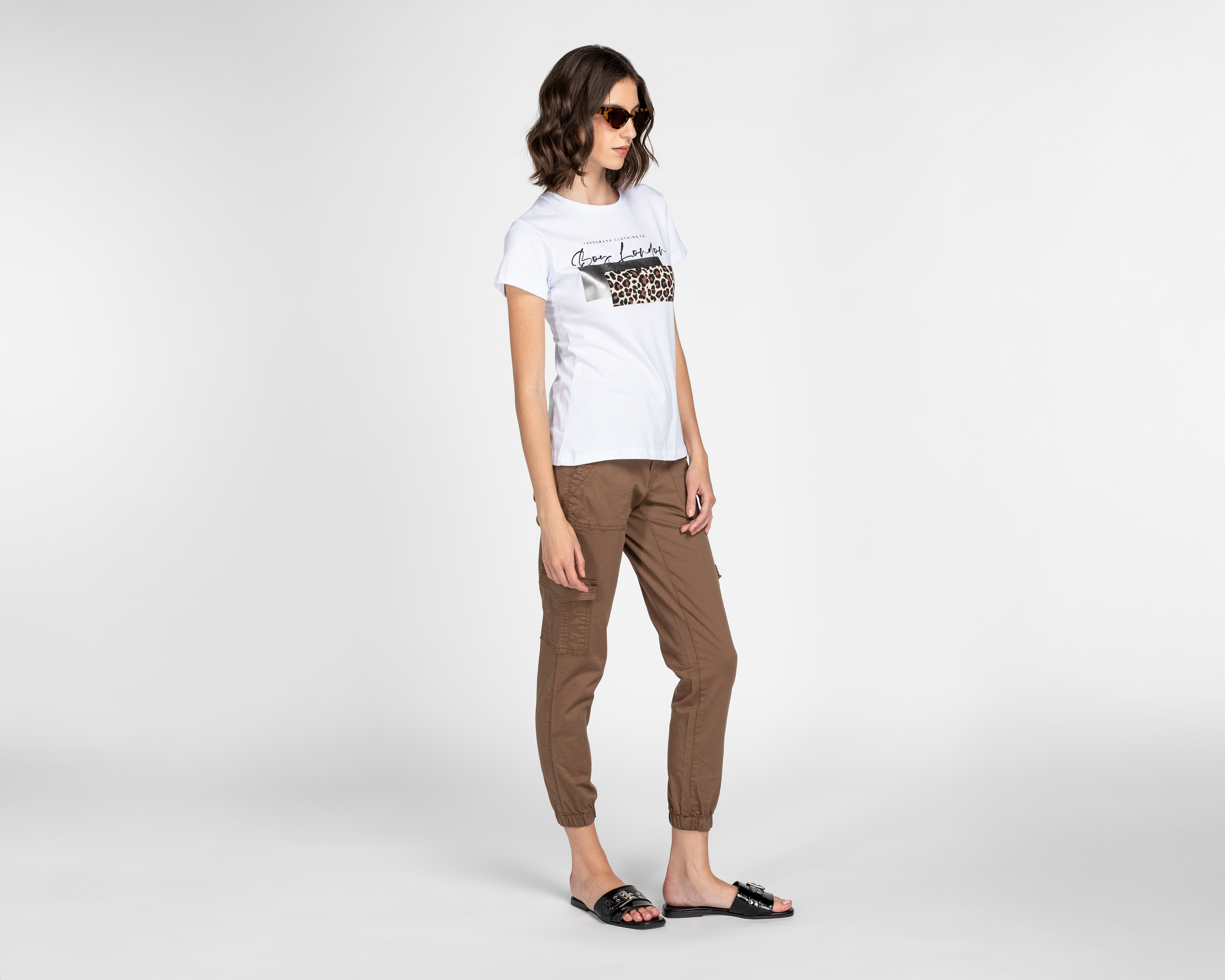 Foto 3 pulgar | Foto 2 | Pantalón Cargo Boy London para Mujer