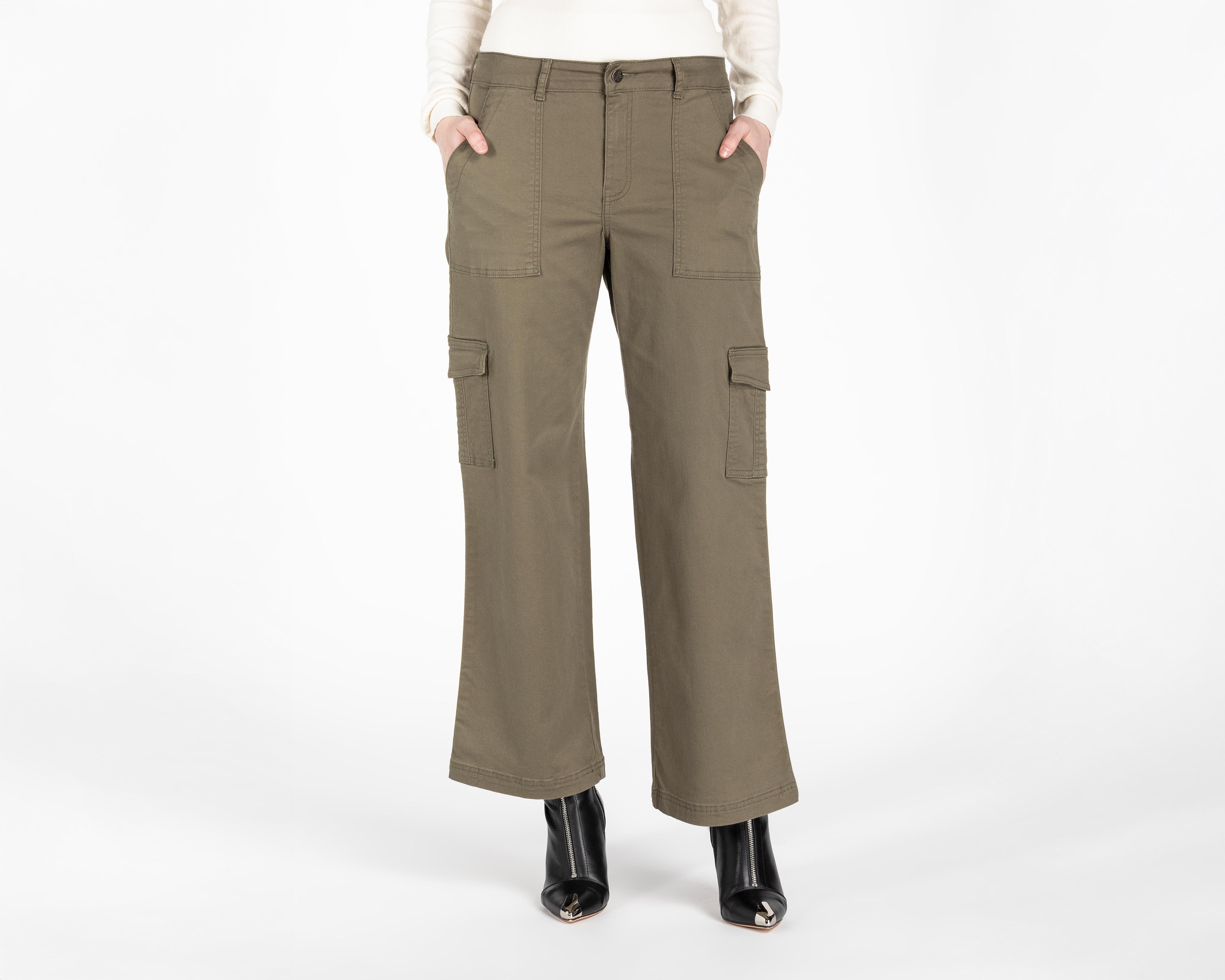 Foto 2 pulgar | Foto 1 | Pantalón de Gabardina Boy London Verde para Mujer