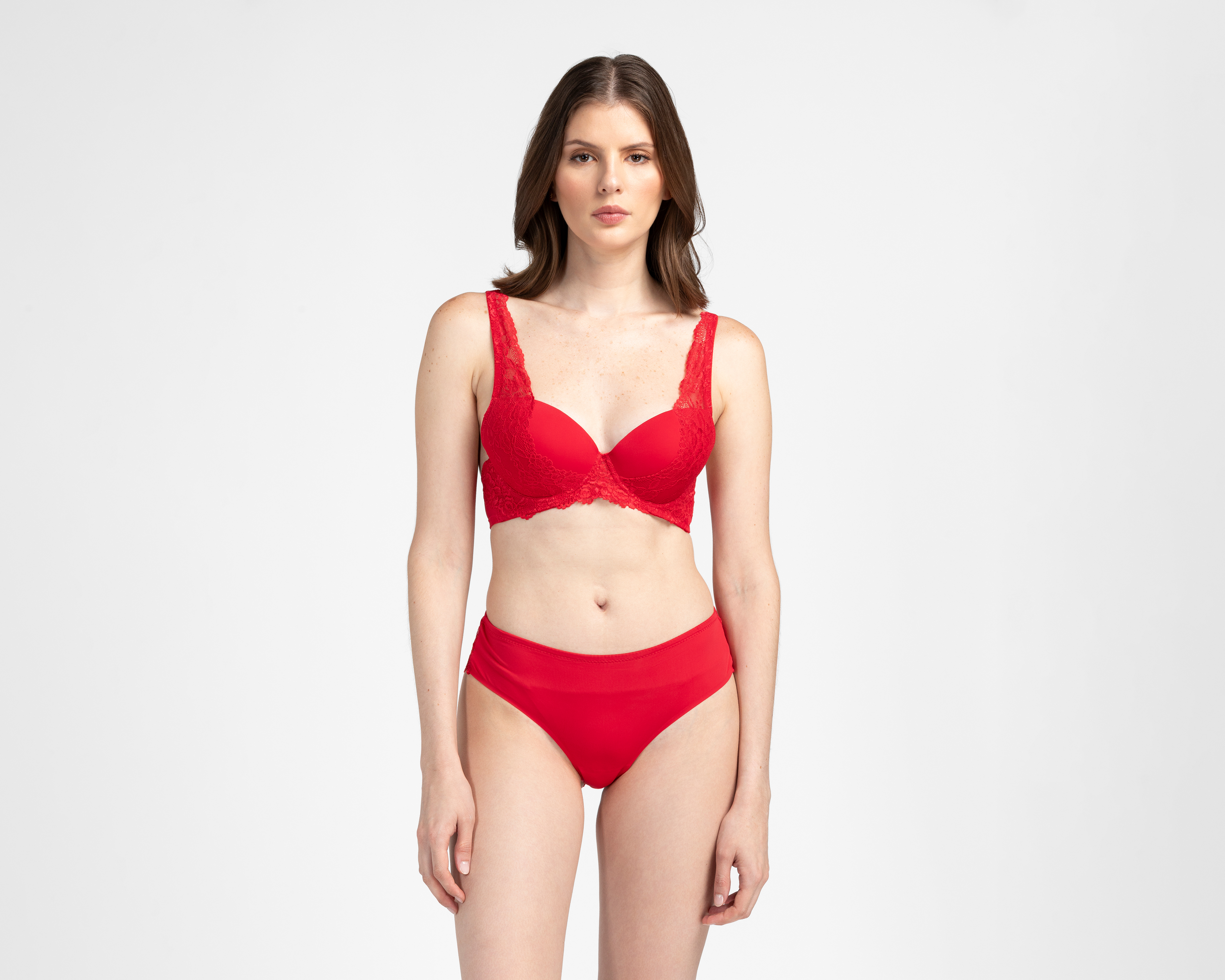 Coordinado de Encaje Copa Completa Rojo Carnival