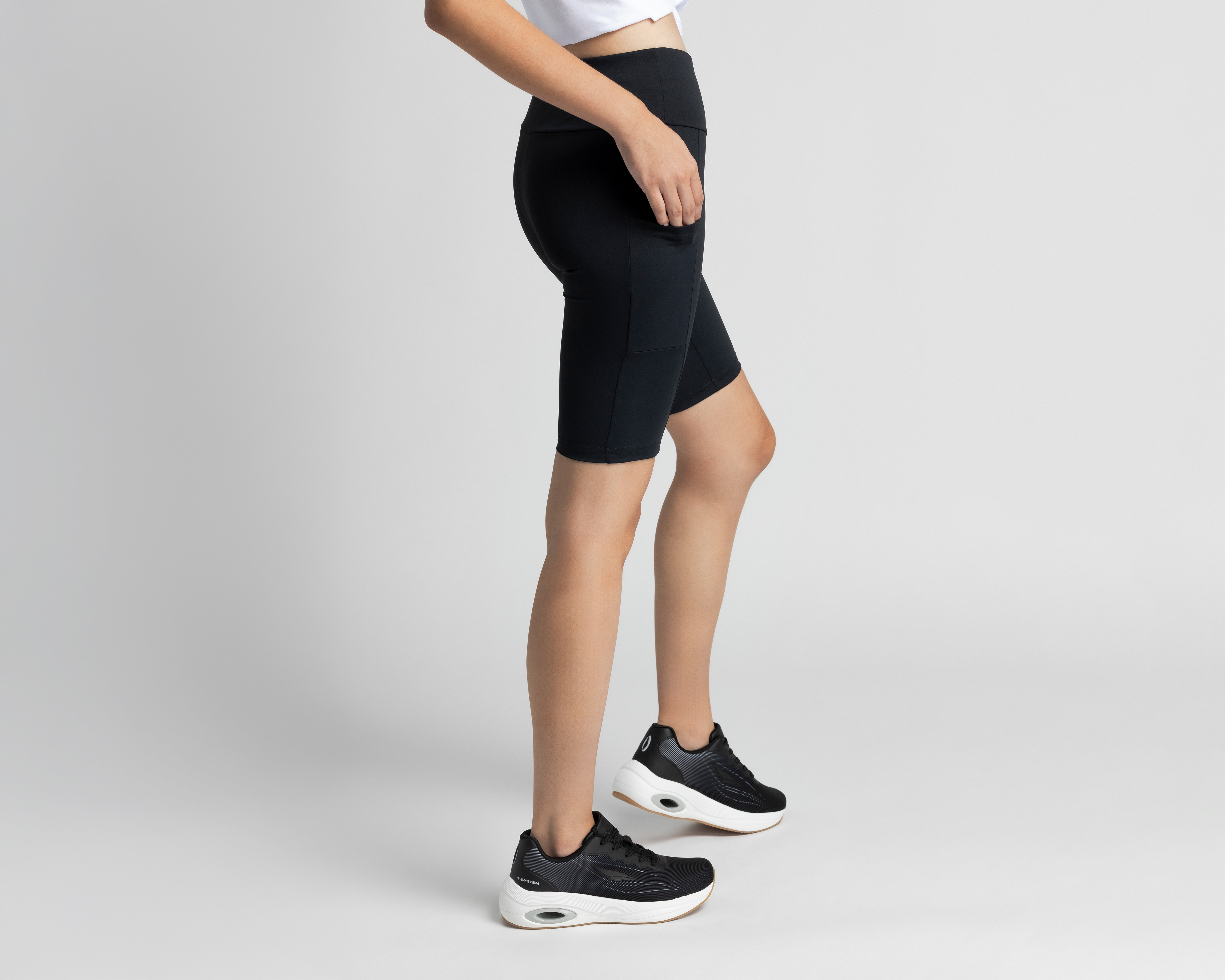 Foto 4 pulgar | Foto 3 | Short Deportivo Sportline para Mujer