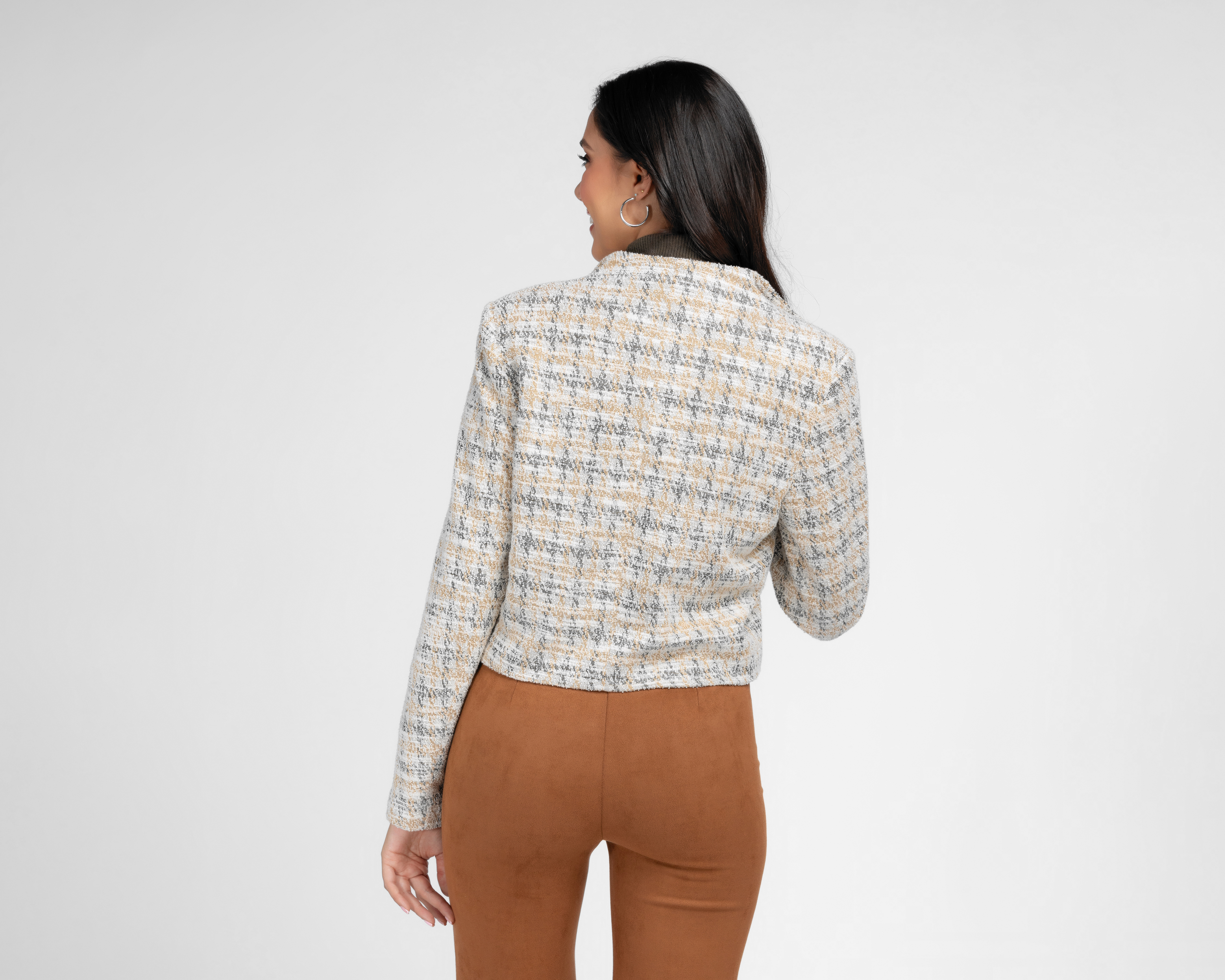 Foto 4 pulgar | Foto 3 | Saco con Solapa Sahara para Mujer