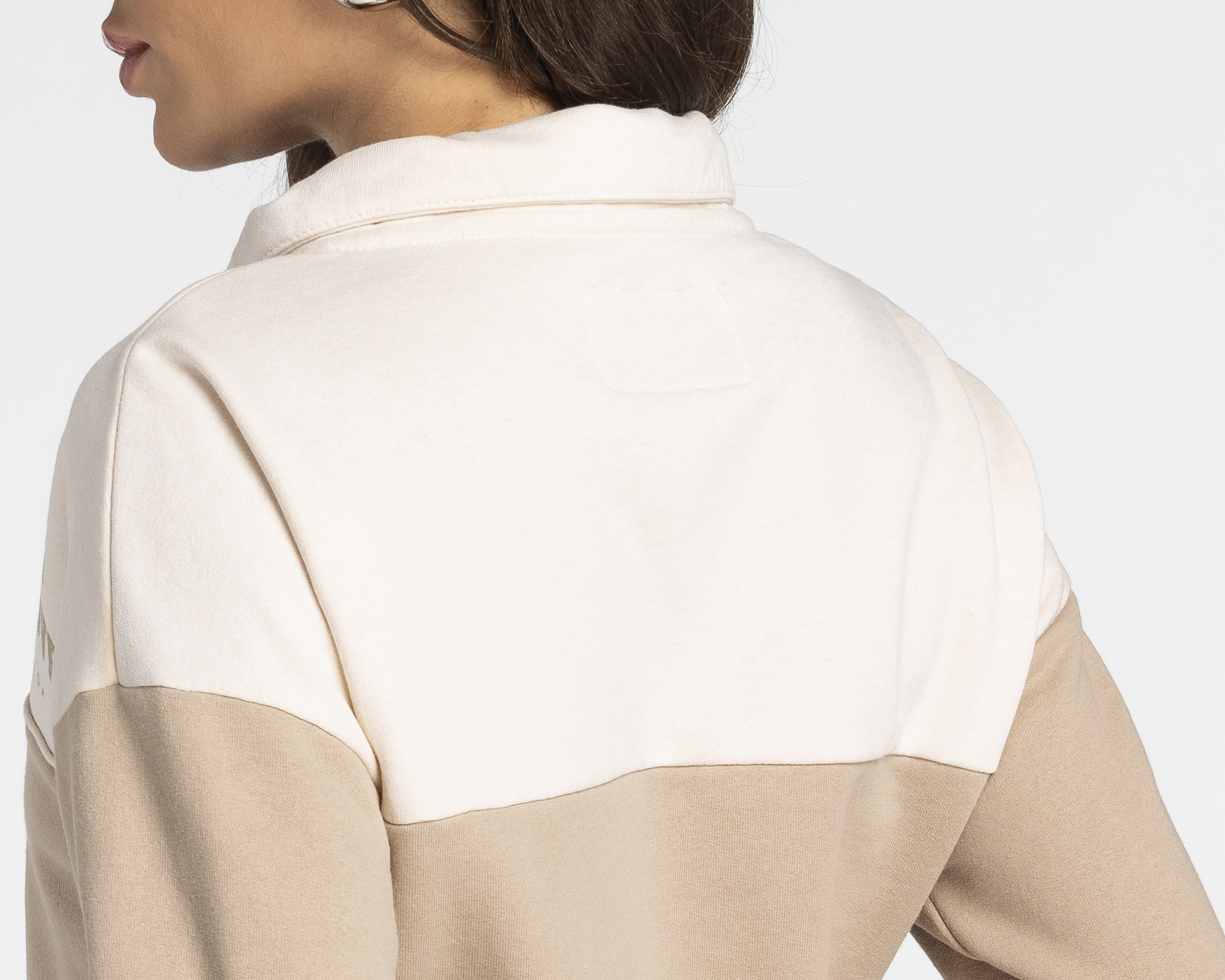 Foto 6 pulgar | Foto 5 | Sudadera Cuello Alto Refill para Mujer