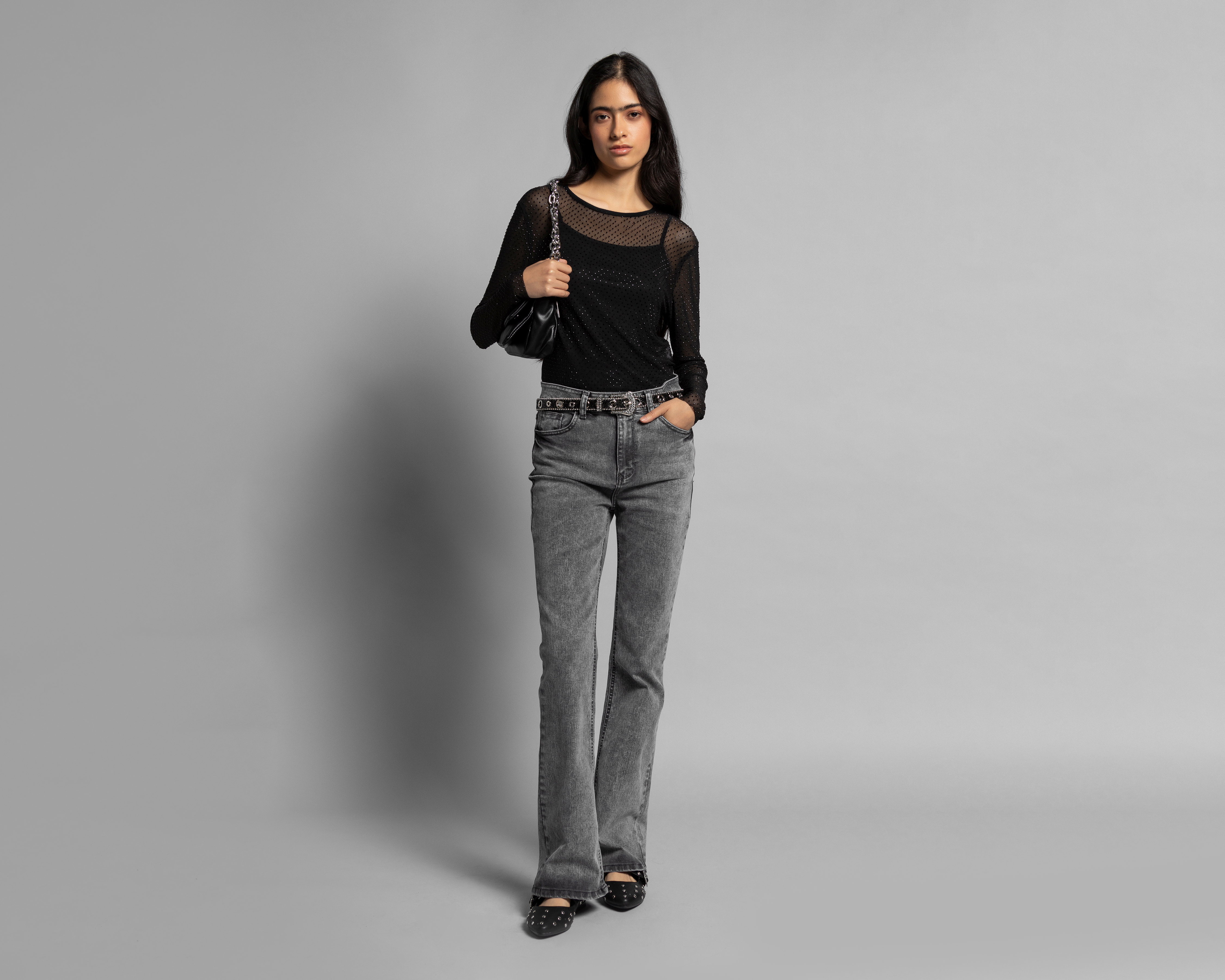 Foto 3 pulgar | Foto 2 | Playera Strona con Pedrería para Mujer