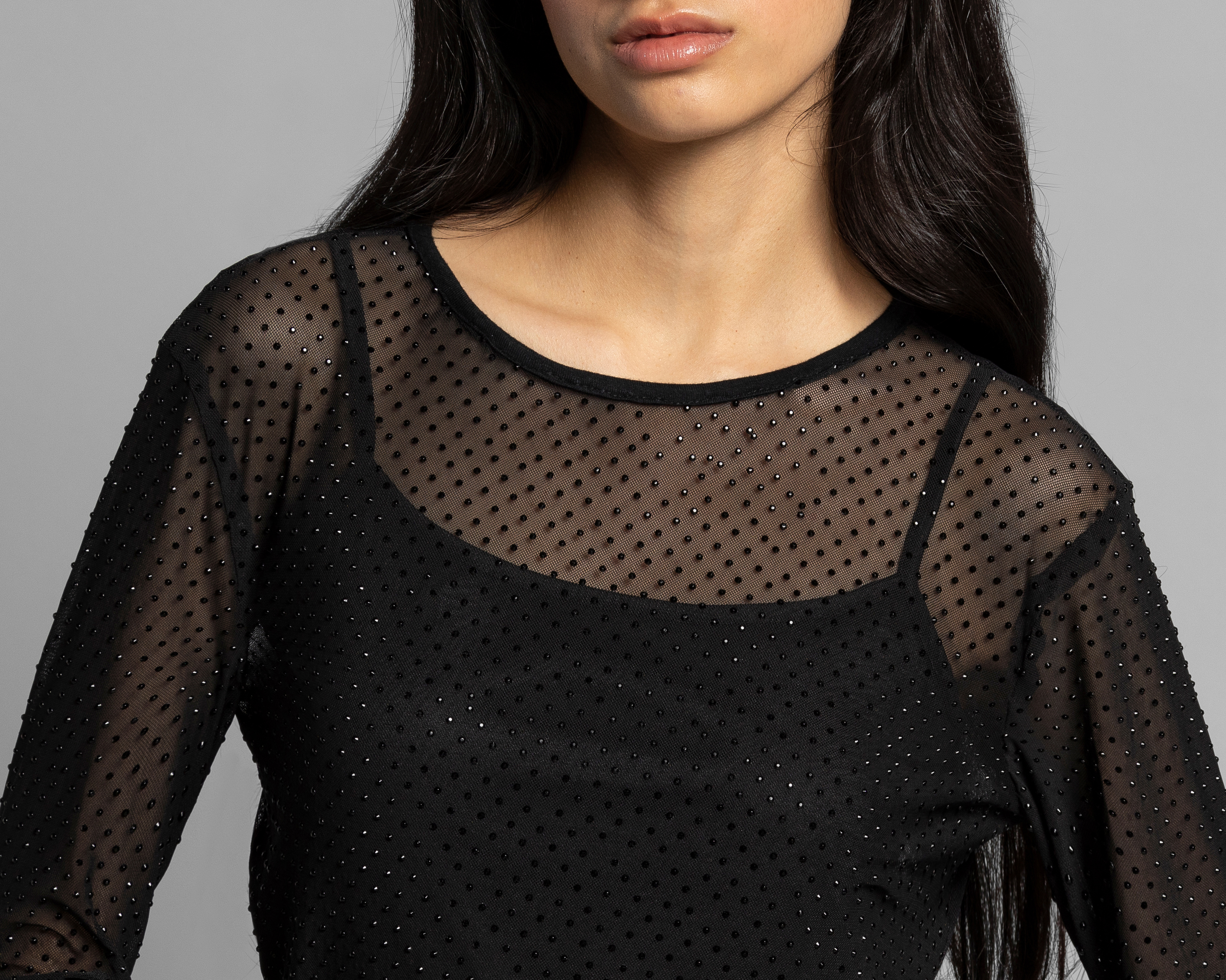 Foto 5 pulgar | Foto 4 | Playera Strona con Pedrería para Mujer