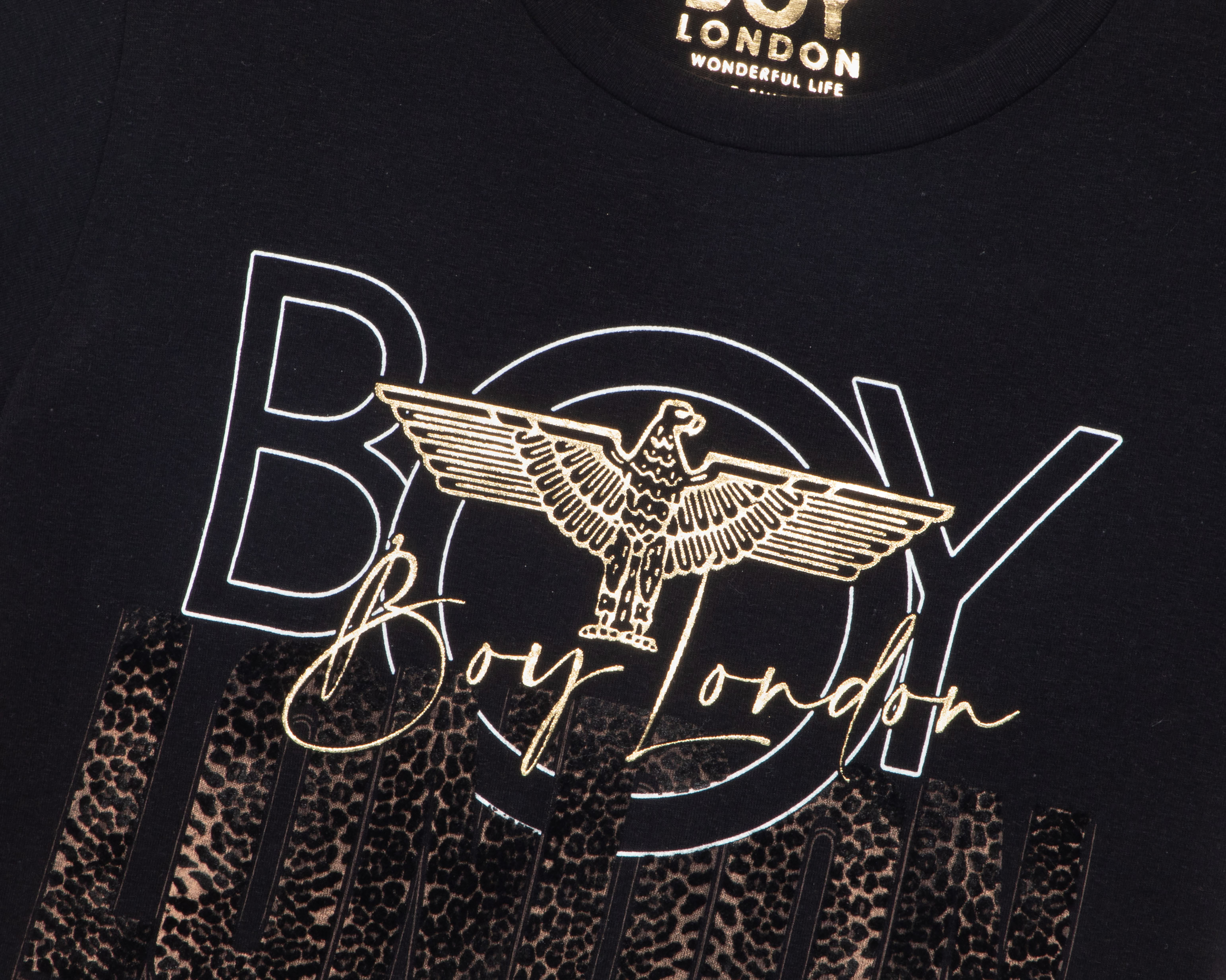 Foto 4 pulgar | Foto 3 | Playera Manga Corta Boy London para Mujer