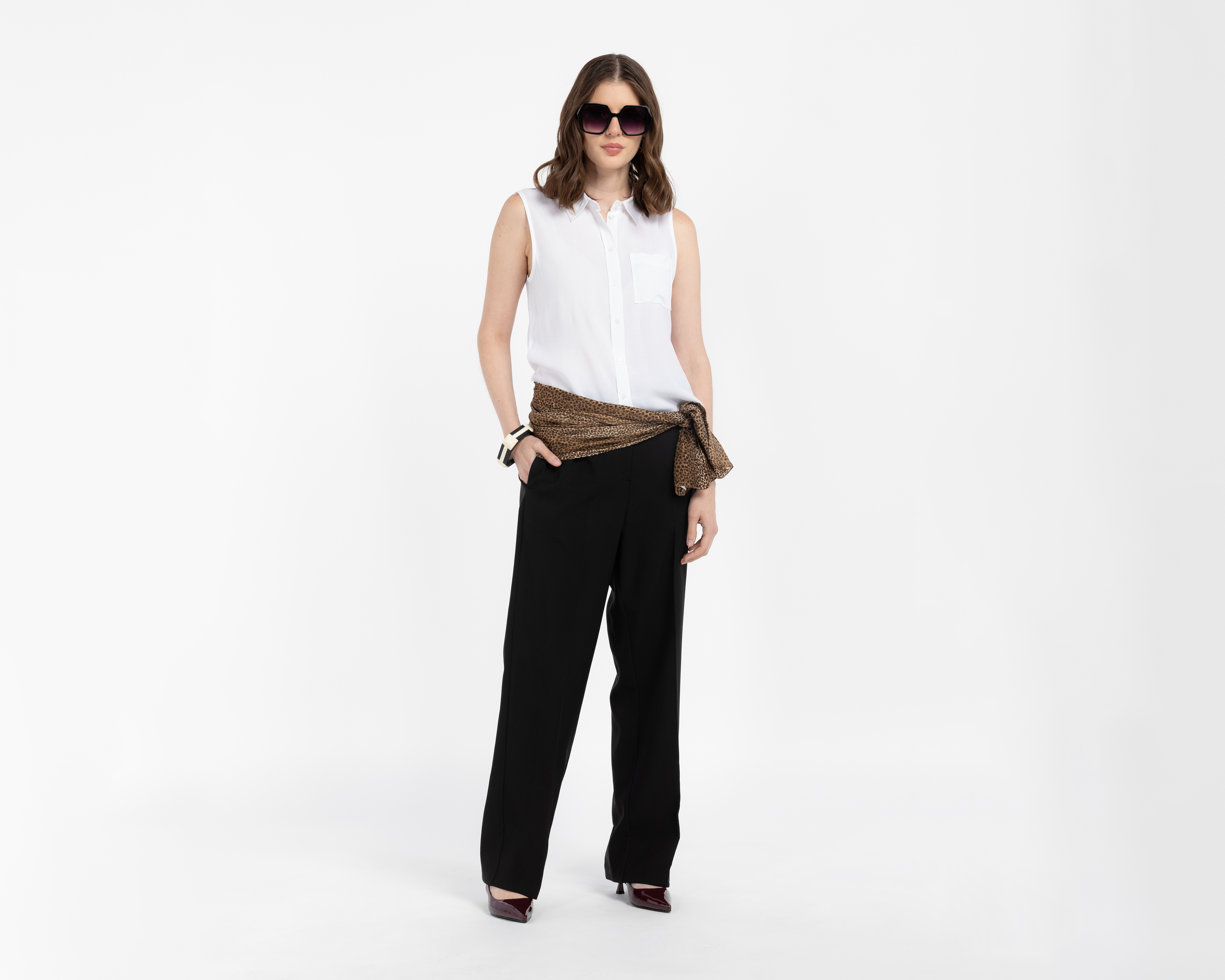 Foto 3 pulgar | Foto 2 | Blusa sin Mangas Jennifer Lopez para Mujer