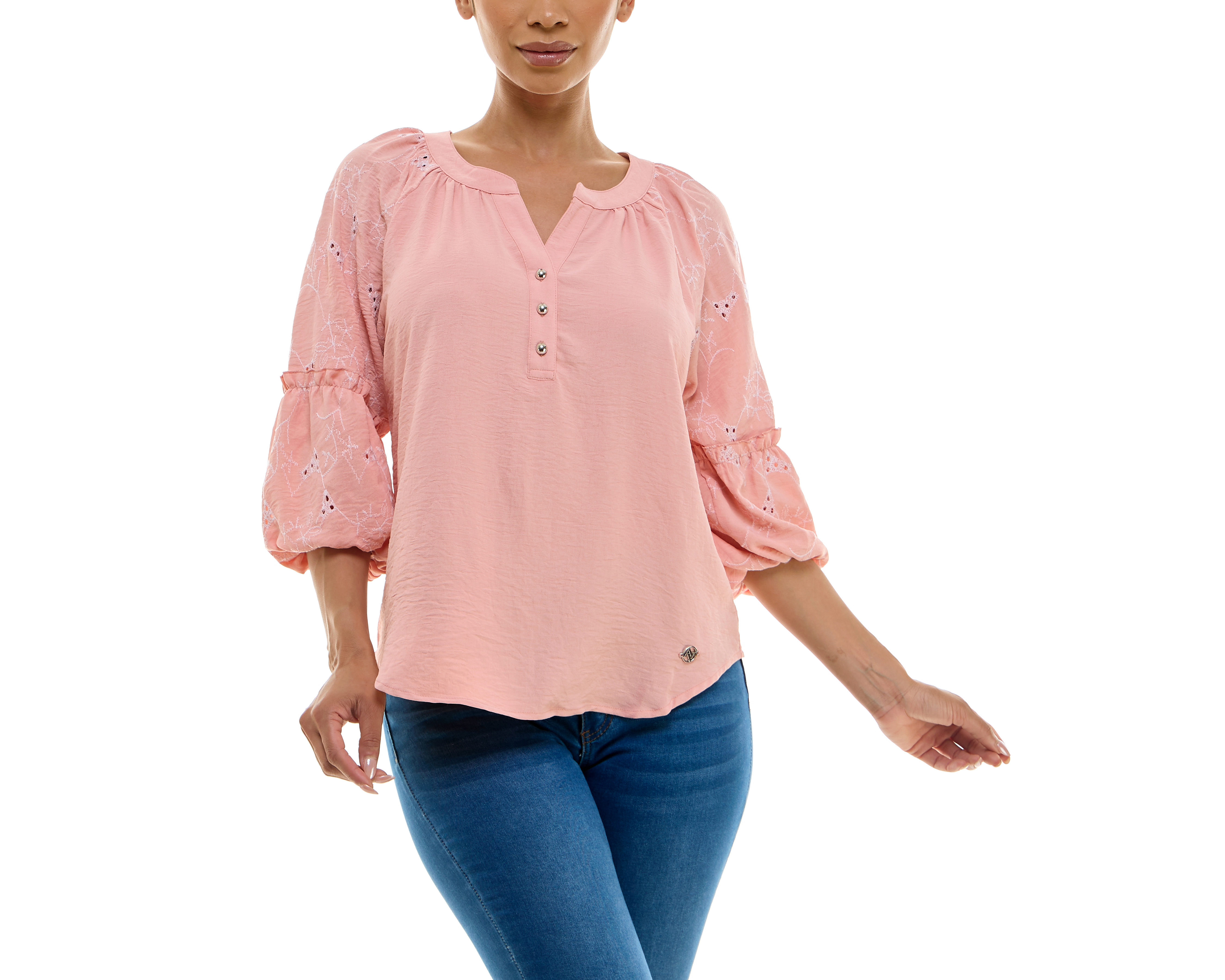 Foto 4 pulgar | Foto 3 | Blusa Adrienne Vittadini con Botones y Corte Láser