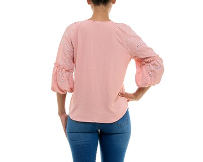 Foto 4 | Foto 4 | Blusa Adrienne Vittadini con Botones y Corte Láser
