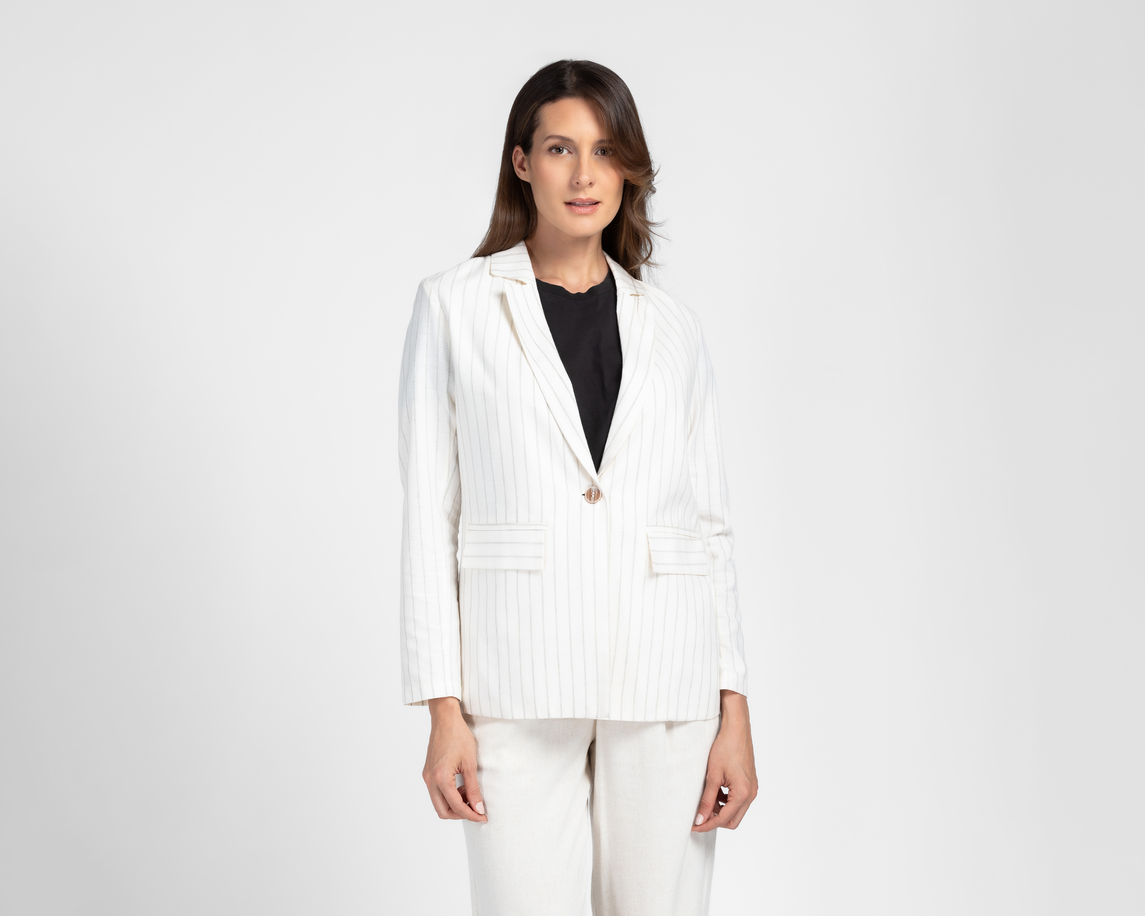 Foto 2 pulgar | Foto 1 | Blazer Beige Sahara para Mujer