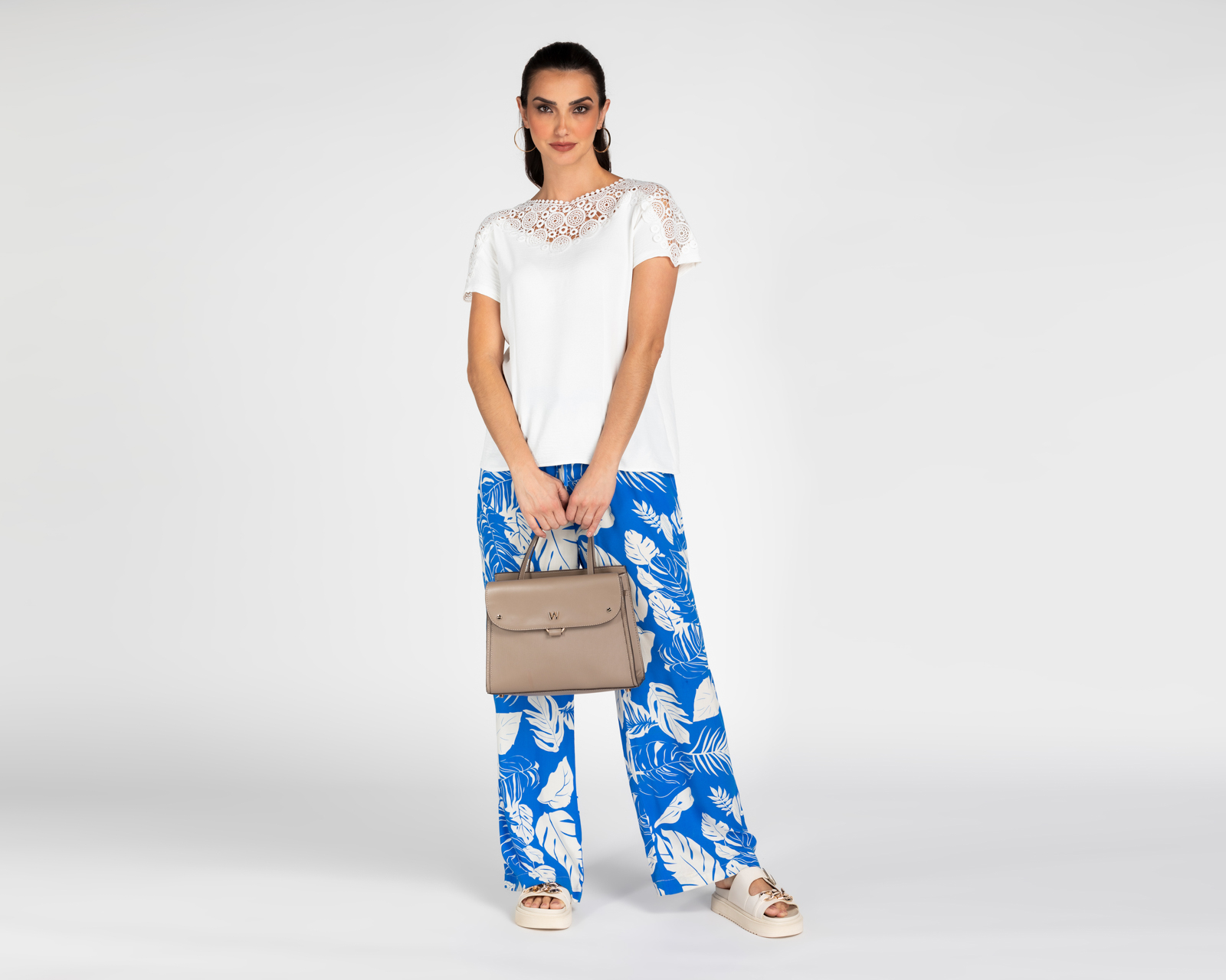 Foto 3 pulgar | Foto 2 | Blusa Lady Sun Blanca para Mujer