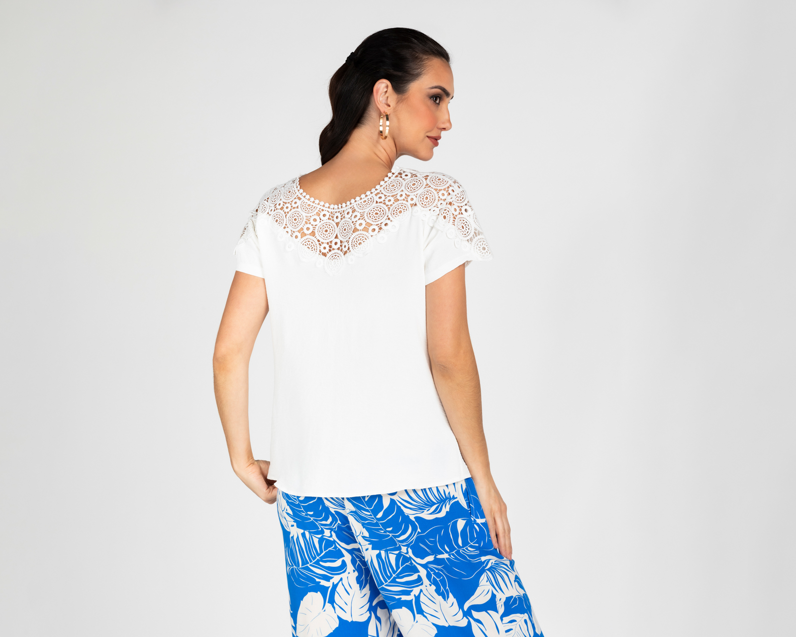 Foto 4 pulgar | Foto 3 | Blusa Lady Sun Blanca para Mujer