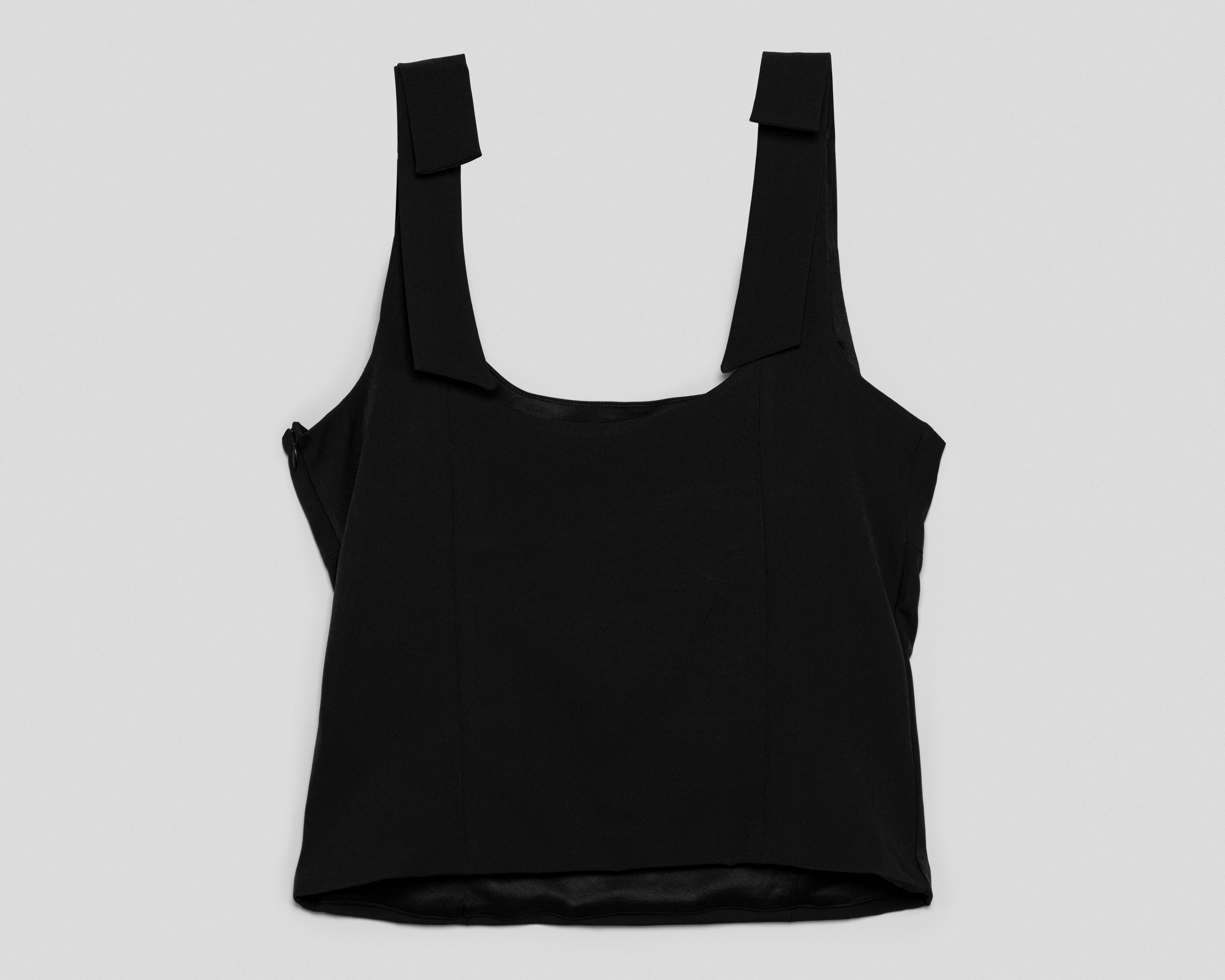 Foto 3 pulgar | Foto 2 | Blusa Negra Jennifer Lopez para Mujer