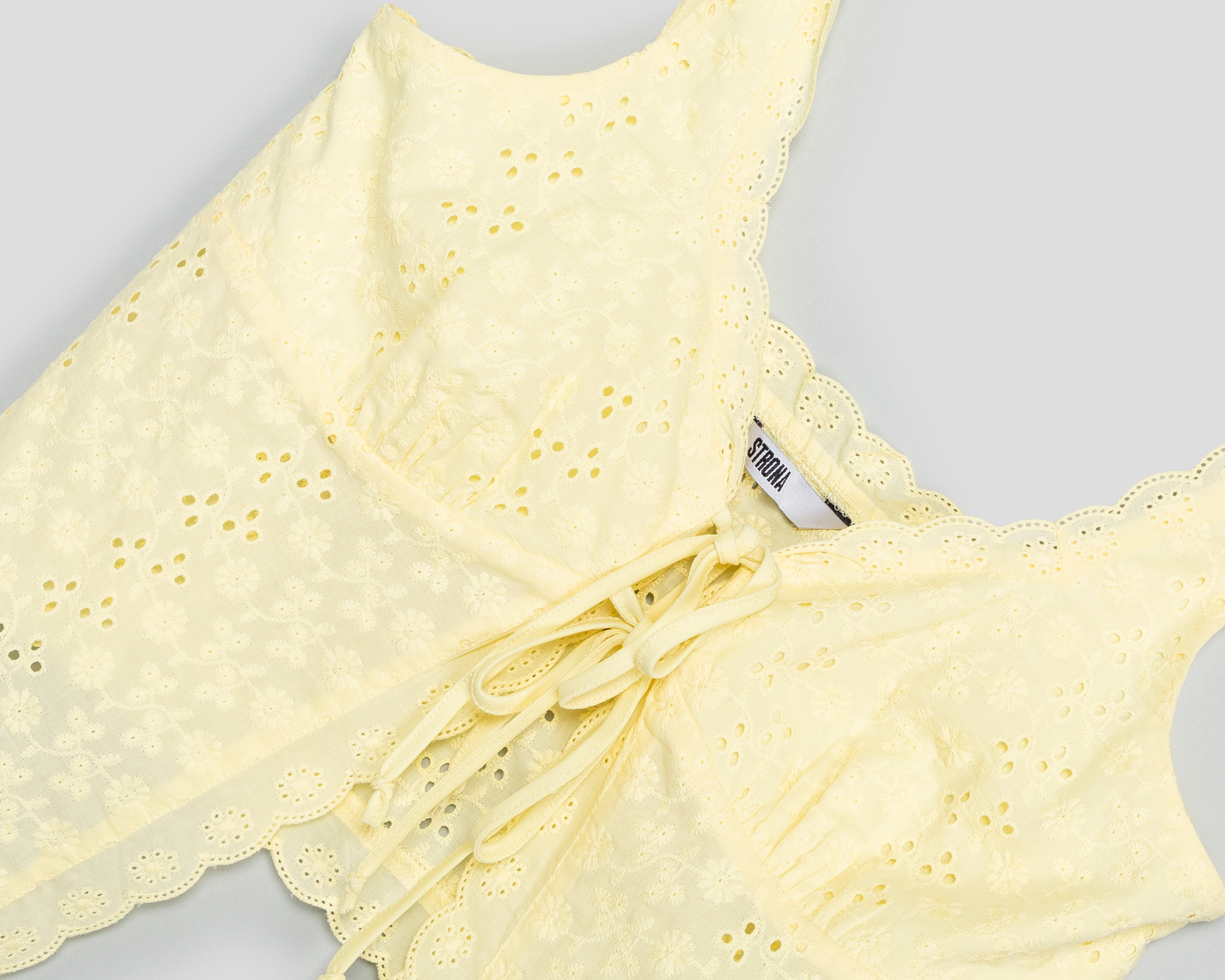 Foto 4 pulgar | Foto 3 | Blusa con Tirantes Strona para Mujer